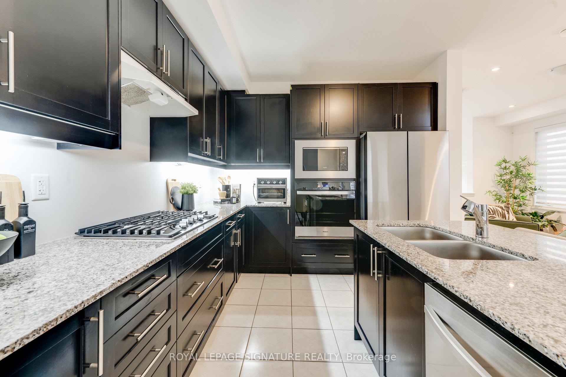 Photo 16 of 15 Mountainside Crescent, Whitby, Rolling Acres — HOMEH