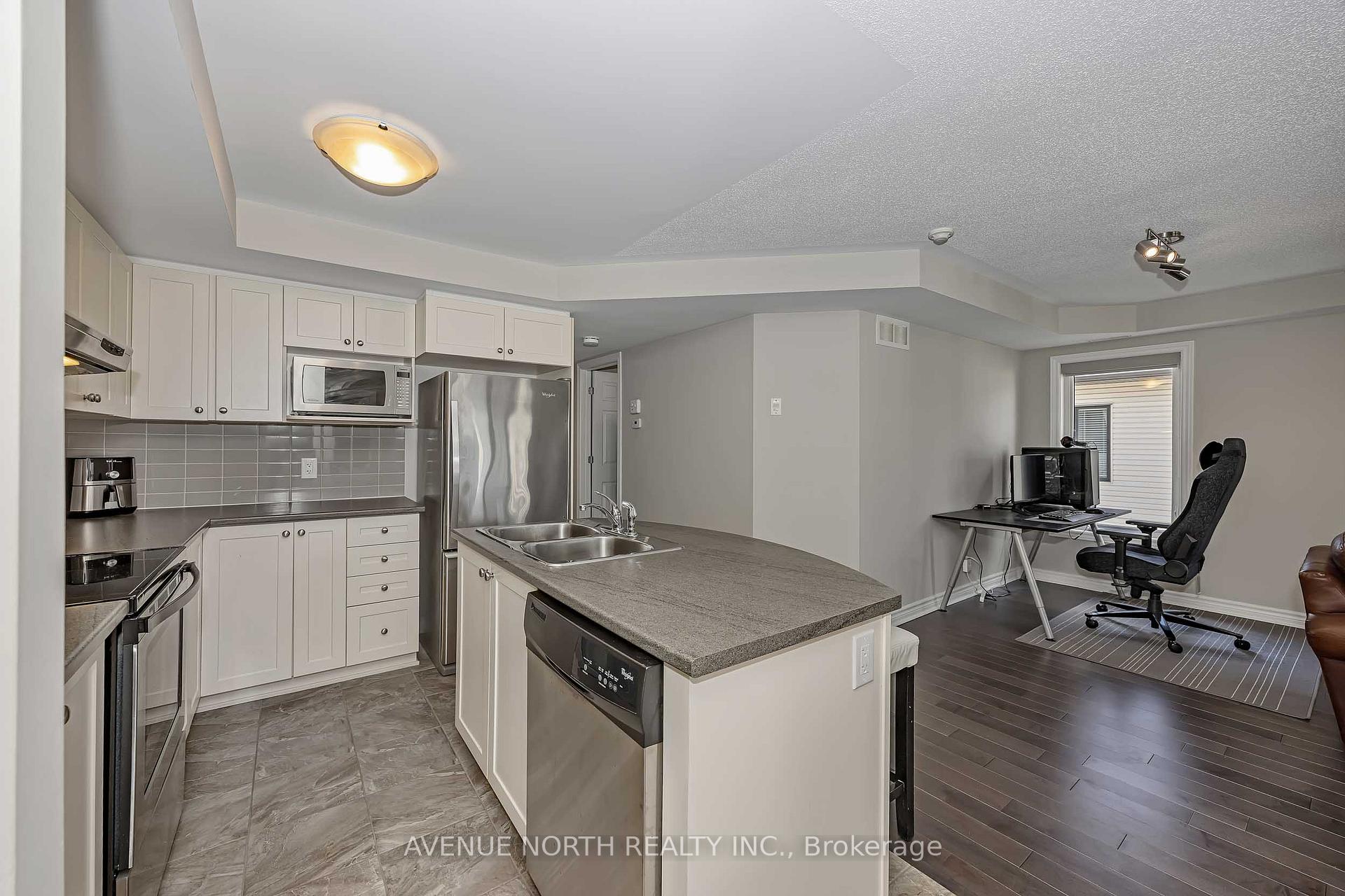 Photo 12 of Unit 7, 135 Bluestone Private, Ottawa, Avalon West — HOMEH
