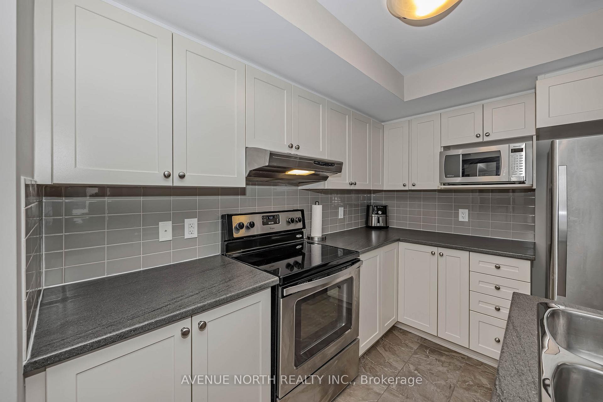 Photo 13 of Unit 7, 135 Bluestone Private, Ottawa, Avalon West — HOMEH