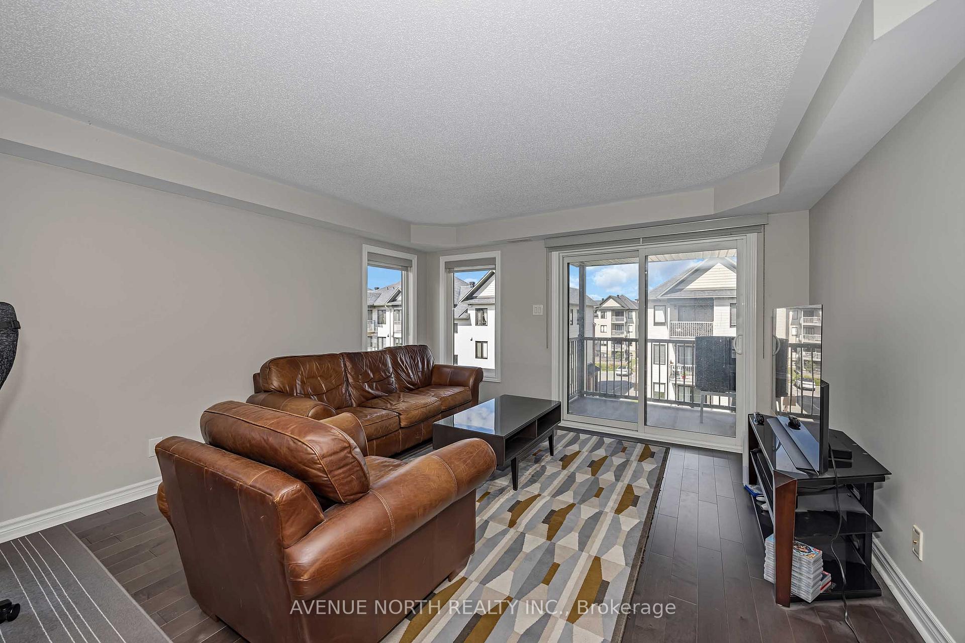 Photo 15 of Unit 7, 135 Bluestone Private, Ottawa, Avalon West — HOMEH