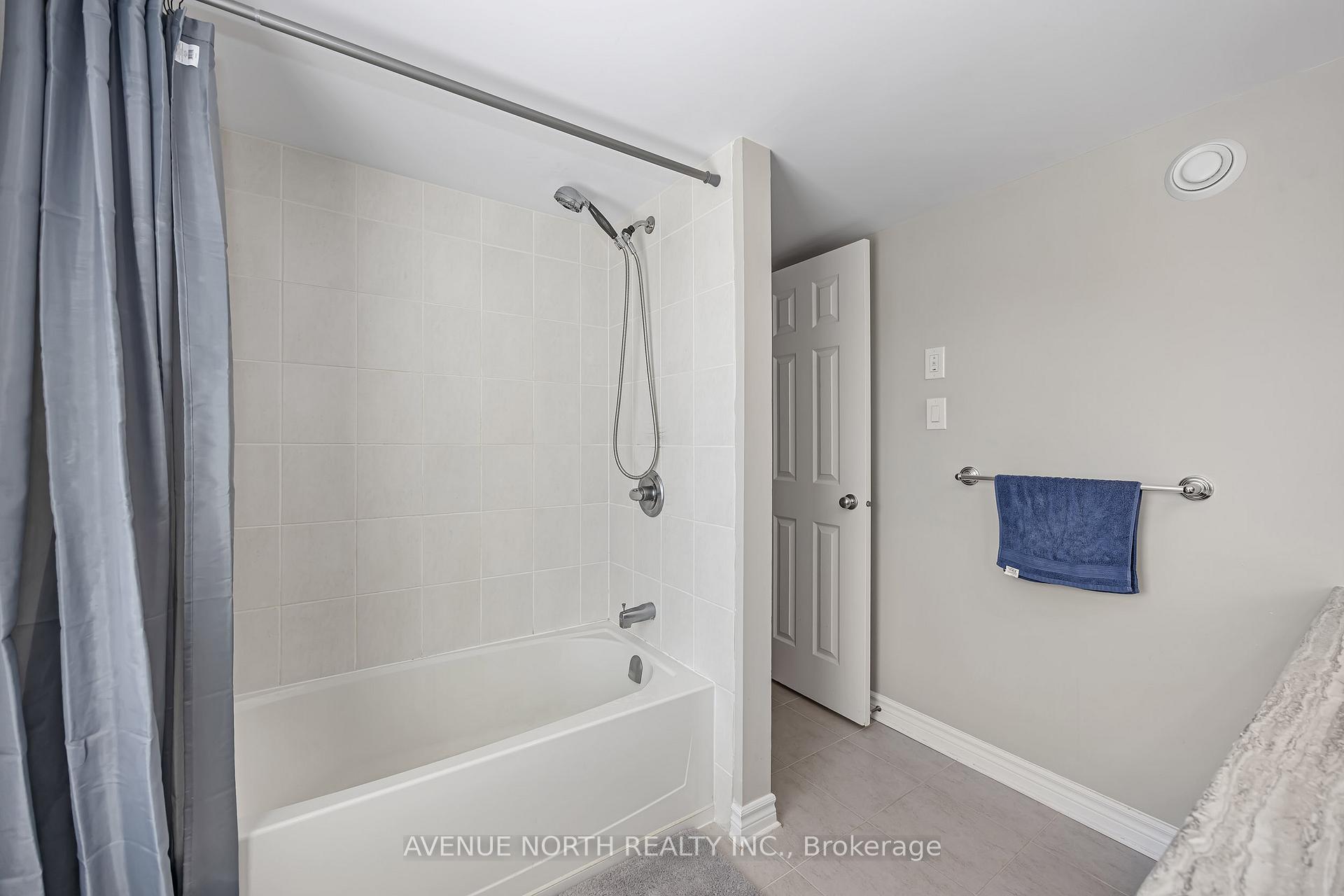 Photo 23 of Unit 7, 135 Bluestone Private, Ottawa, Avalon West — HOMEH