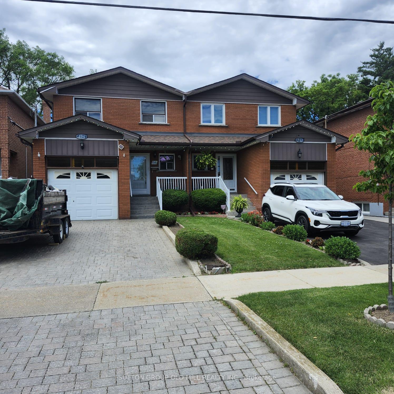Photo 2 of 194 Beta Street, Etobicoke, Alderwood — HOMEH