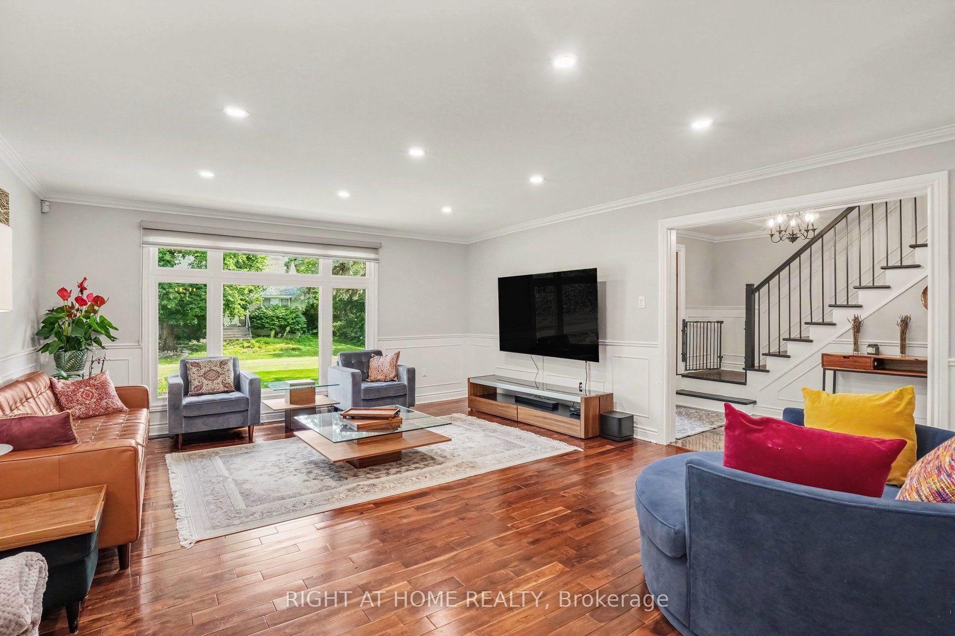 Photo 6 of 14 Trillium Avenue, Ottawa, City View/Skyline/Fisher Heights/Parkwood Hills — HOMEH