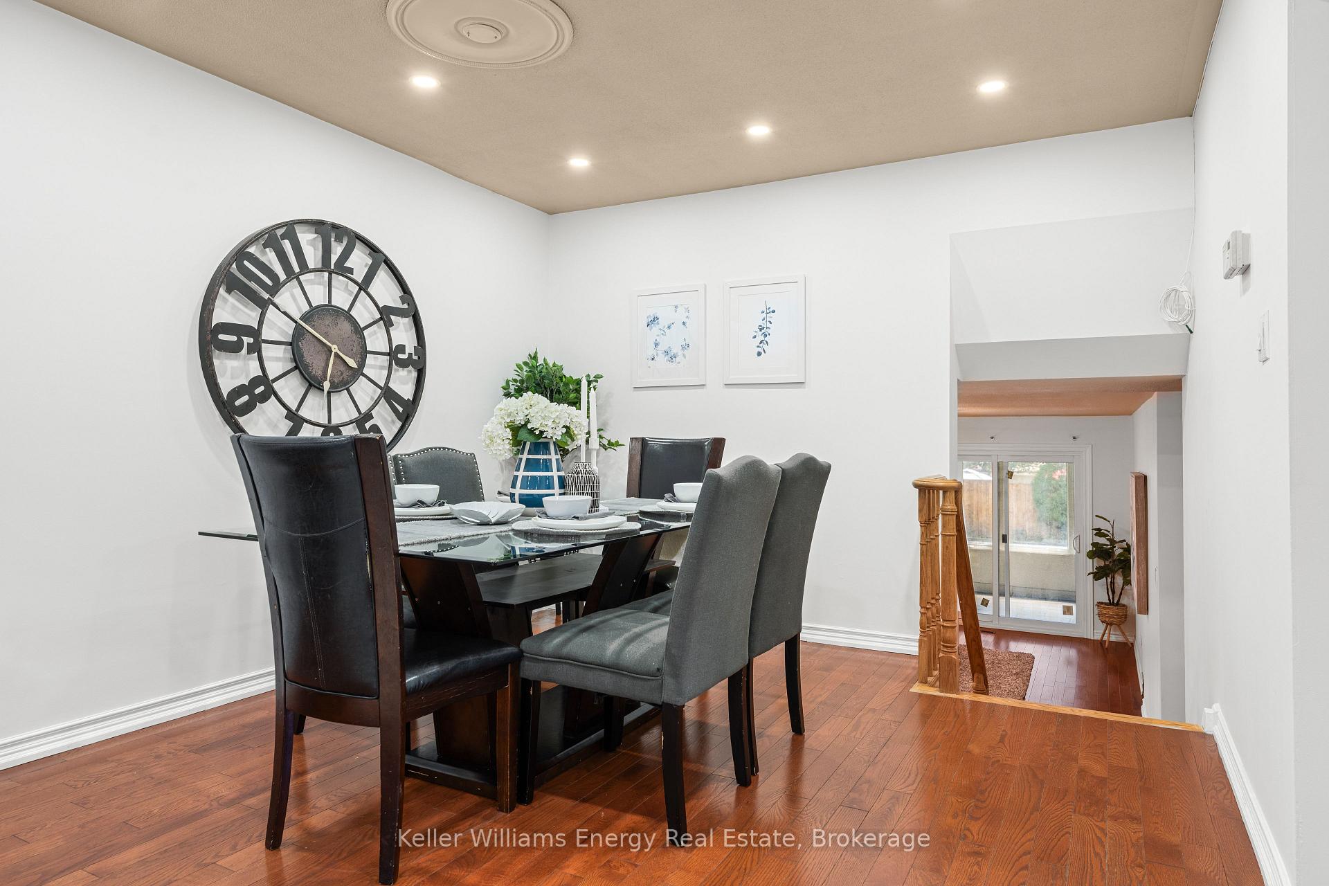 Photo 5 of 162 Merkley Square, Scarborough, Morningside — HOMEH