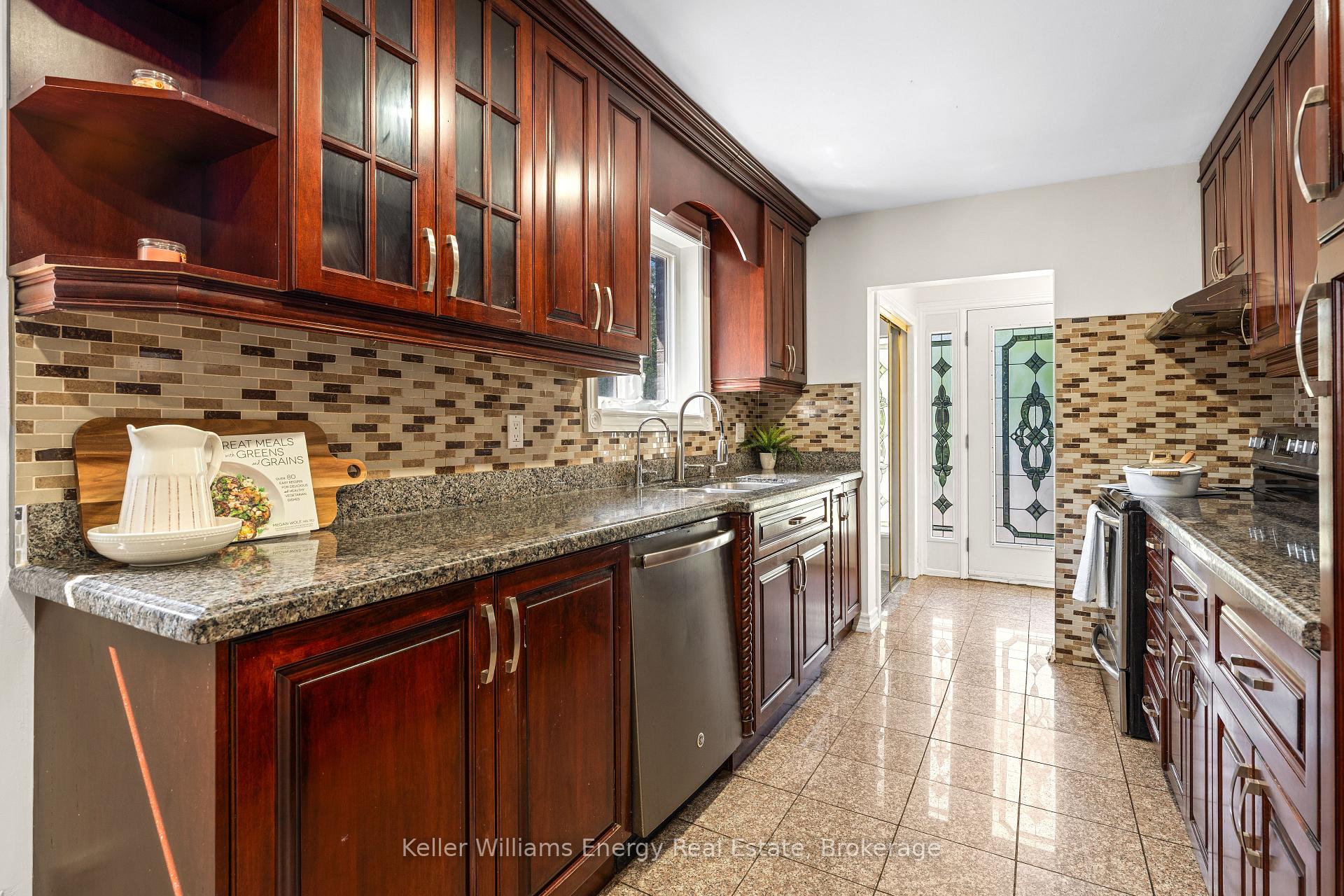 Photo 7 of 162 Merkley Square, Scarborough, Morningside — HOMEH