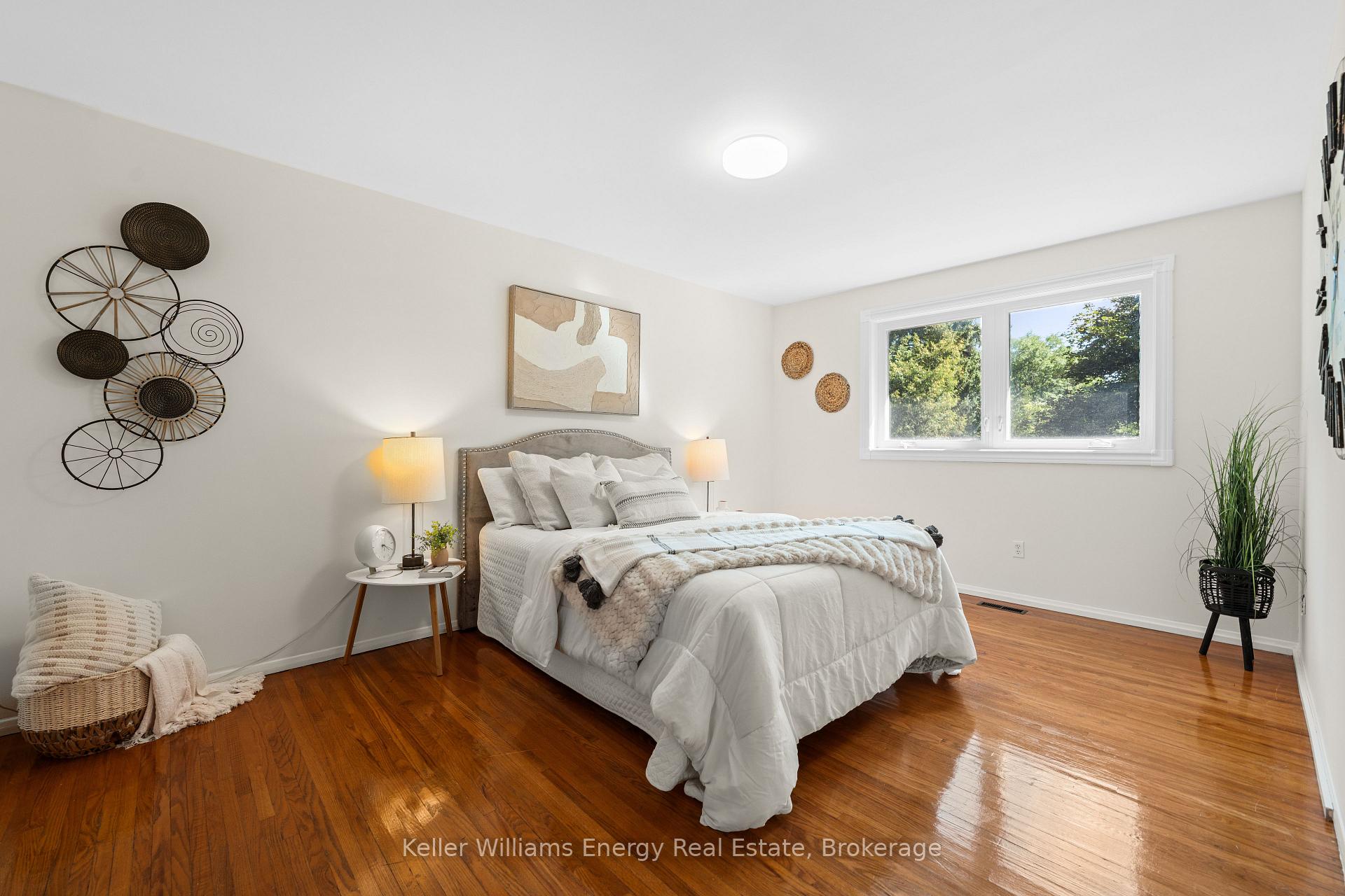 Photo 10 of 162 Merkley Square, Scarborough, Morningside — HOMEH