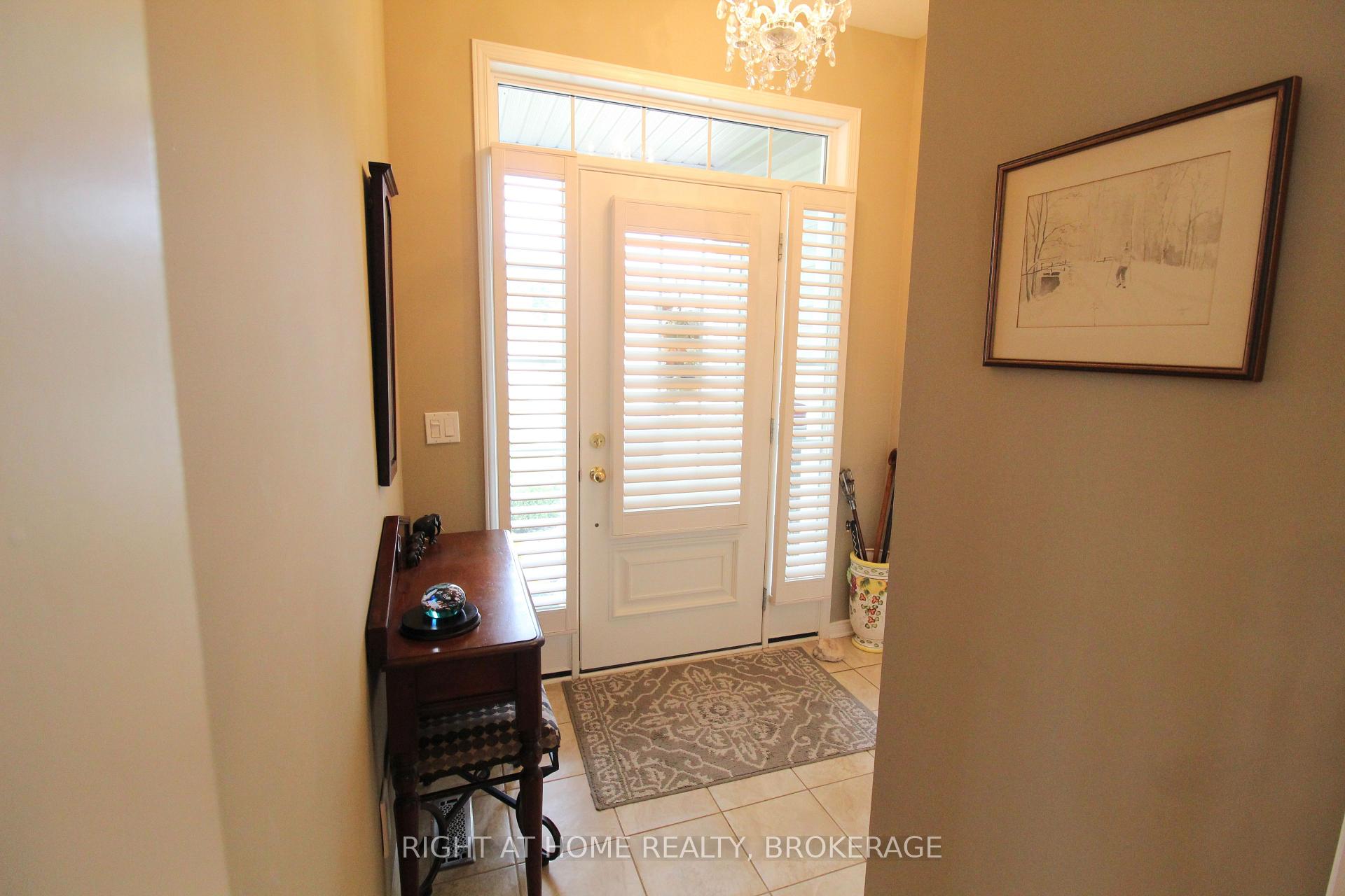 Photo 5 of 40 Stornoway Crescent N, Huron East, Egmondville — HOMEH
