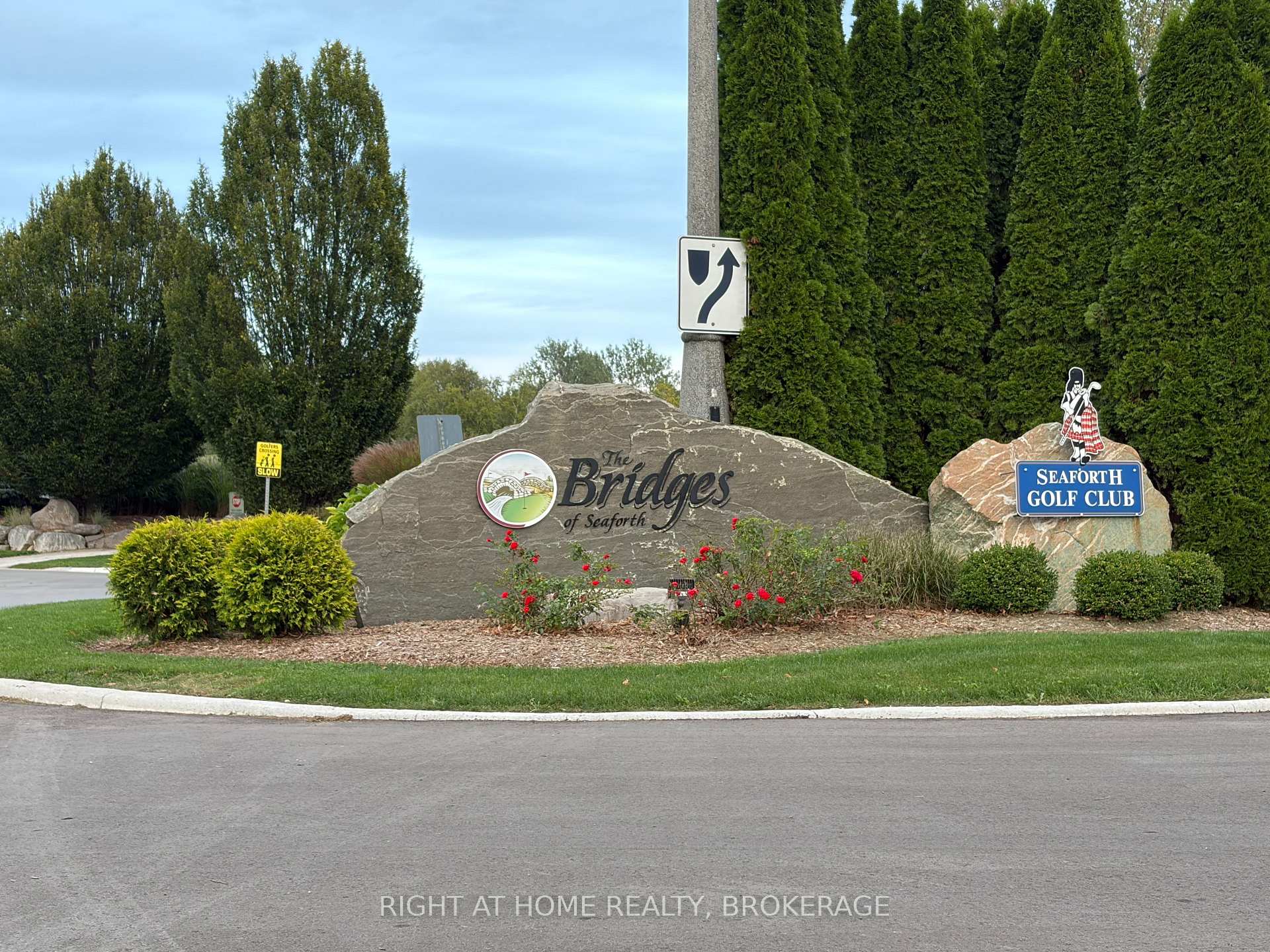 Photo 47 of 40 Stornoway Crescent N, Huron East, Egmondville — HOMEH