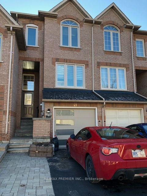 Photo 2 of 47 Tania Crescent, Vaughan, Maple — HOMEH