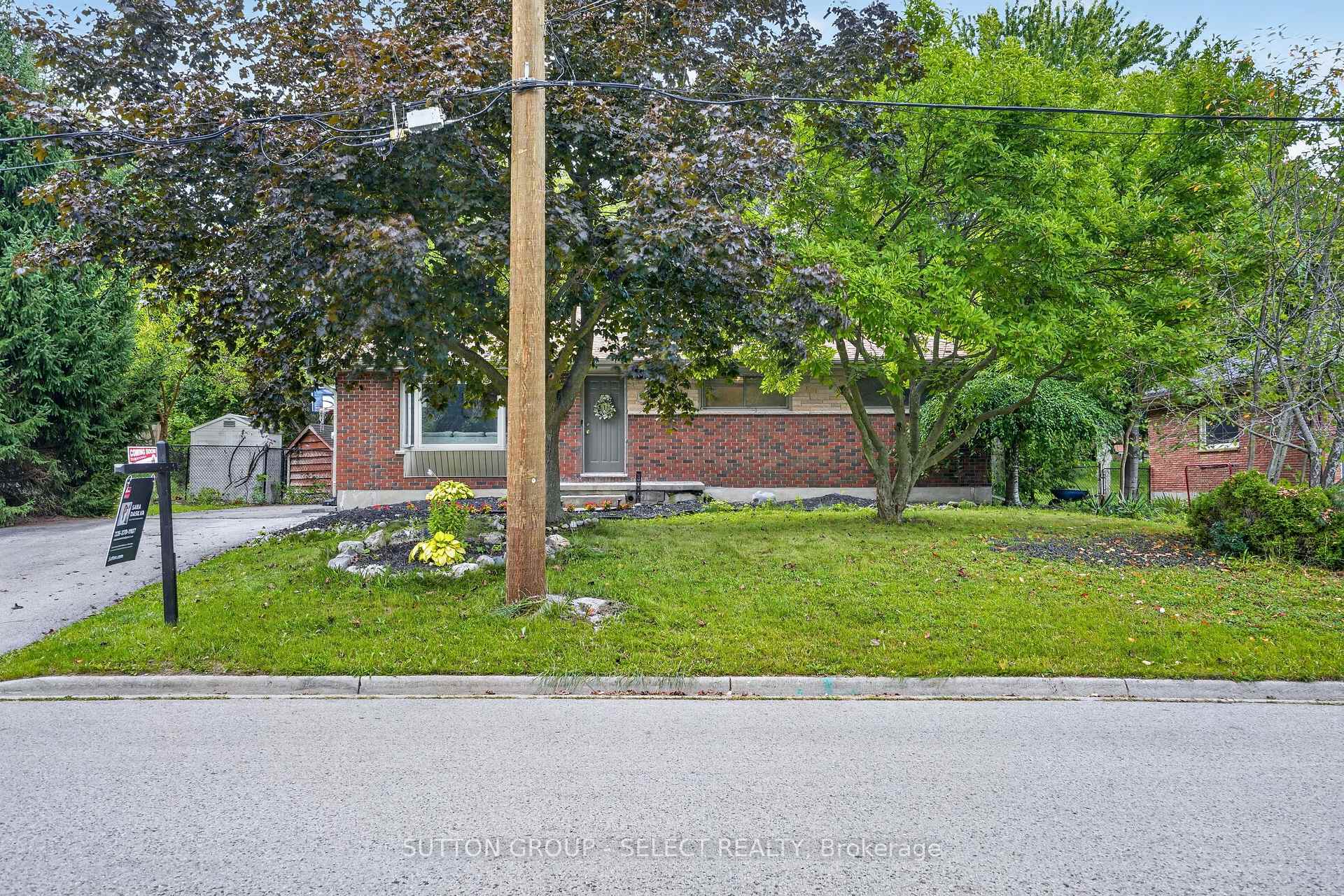 Photo 3 of 919 Quinton Road, London, North P — HOMEH