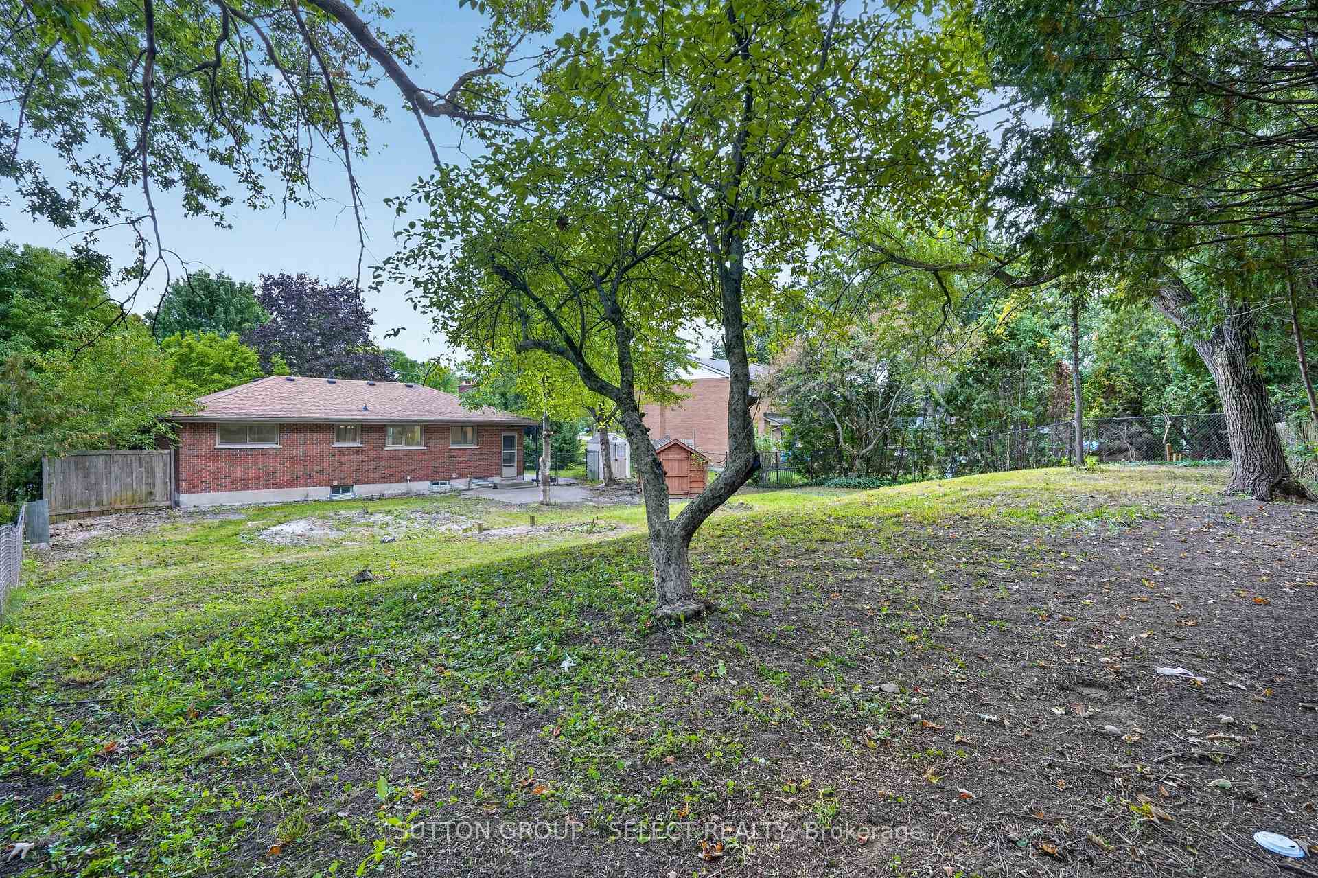 Photo 46 of 919 Quinton Road, London, North P — HOMEH