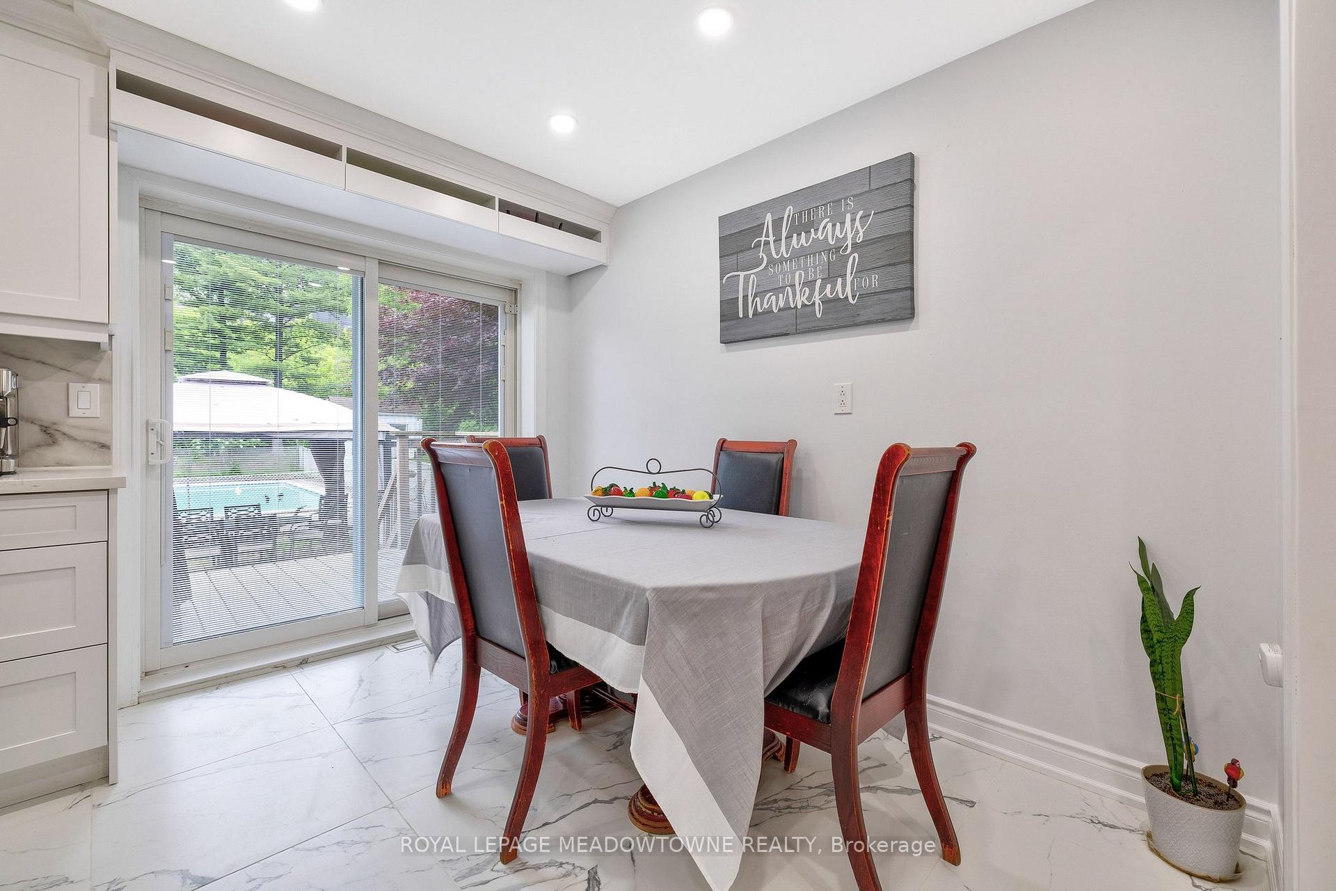Photo 14 of 46 Hewson Crescent, Halton Hills, Georgetown — HOMEH