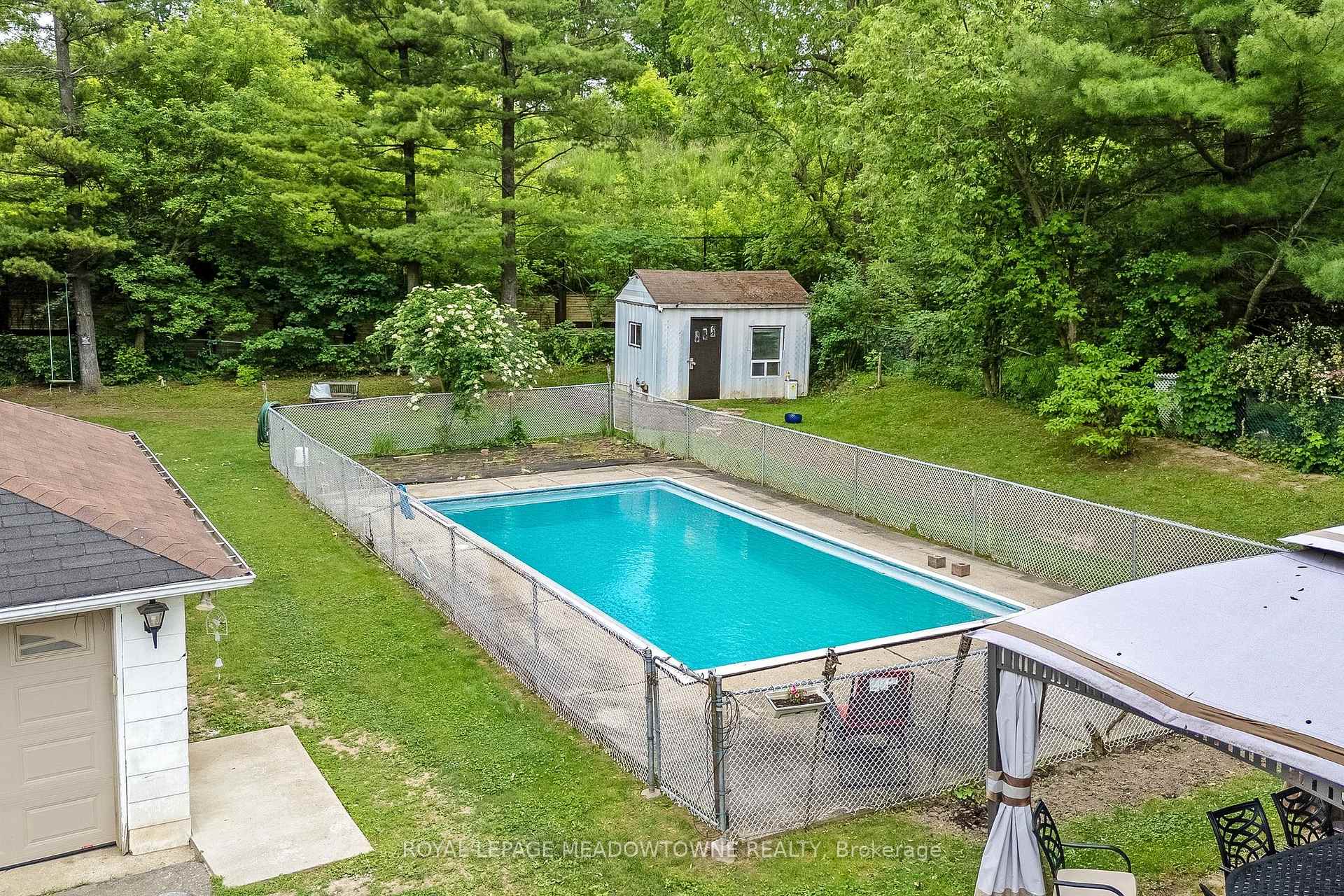 Photo 35 of 46 Hewson Crescent, Halton Hills, Georgetown — HOMEH