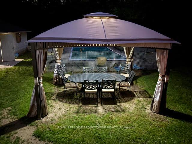 Photo 38 of 46 Hewson Crescent, Halton Hills, Georgetown — HOMEH