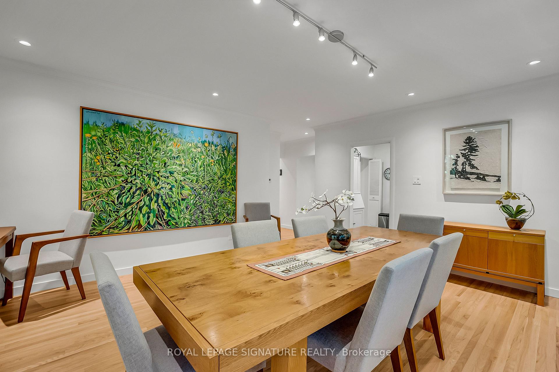 Photo 11 of 55 Hemford Crescent, North York, Banbury-Don Mills — HOMEH