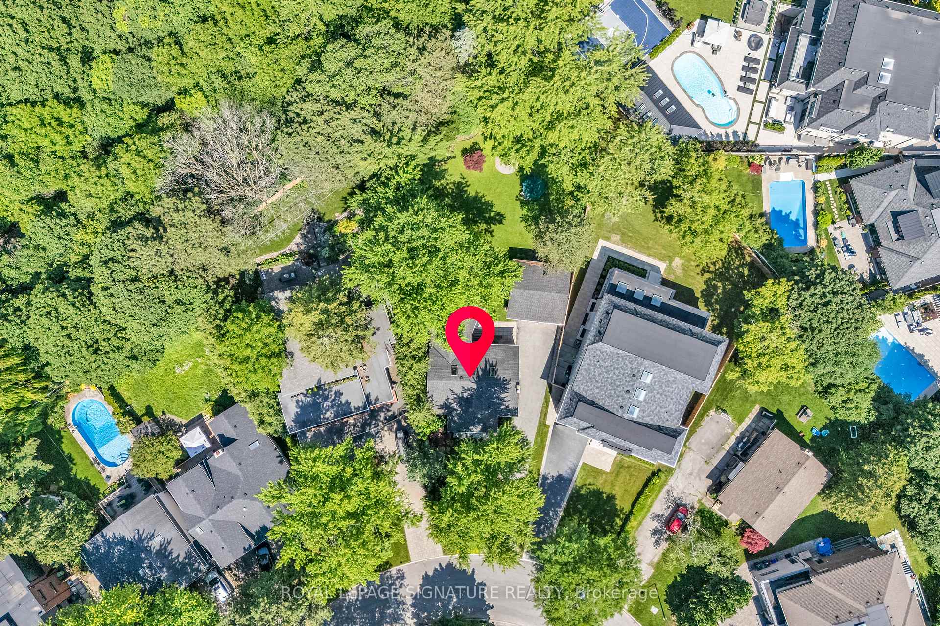 Photo 38 of 55 Hemford Crescent, North York, Banbury-Don Mills — HOMEH