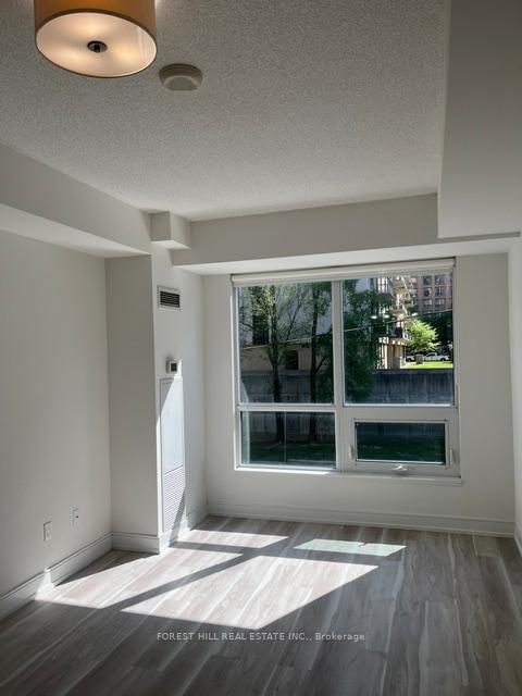 Photo 15 of Unit 218, 320 Tweedsmuir Avenue, Toronto, Forest Hill South — HOMEH