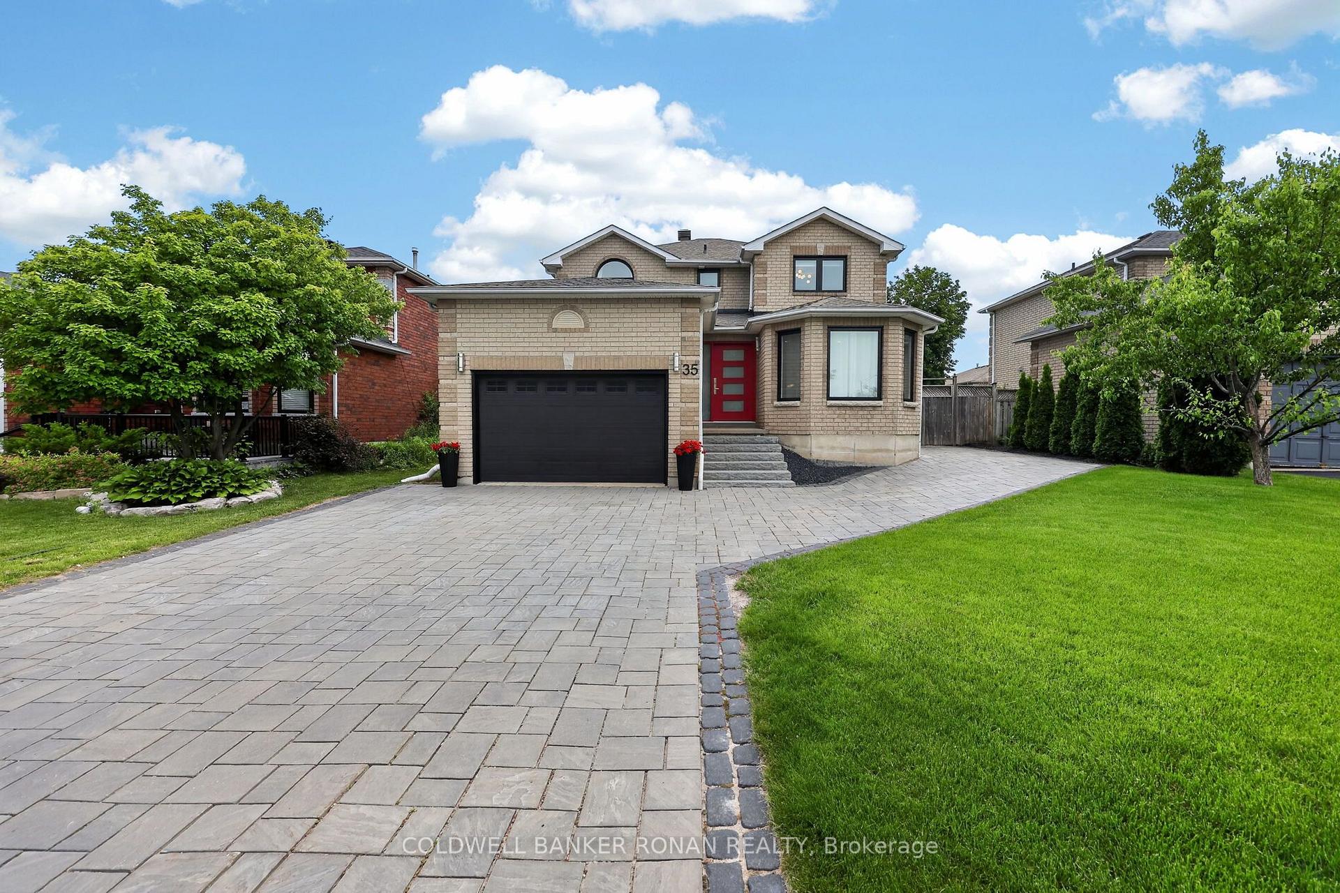 Photo 2 of 35 Farmstead Crescent, Barrie, Holly — HOMEH