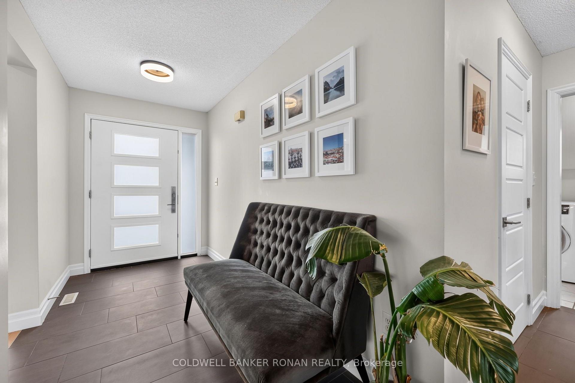 Photo 6 of 35 Farmstead Crescent, Barrie, Holly — HOMEH