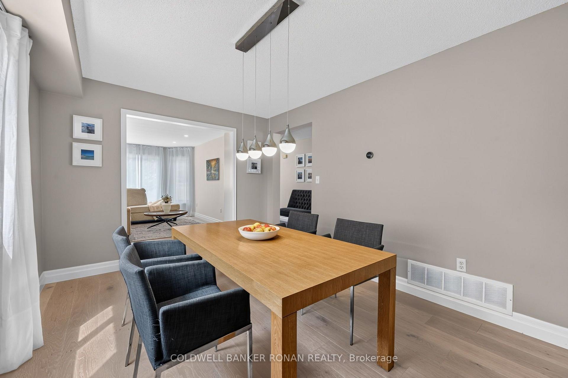 Photo 18 of 35 Farmstead Crescent, Barrie, Holly — HOMEH