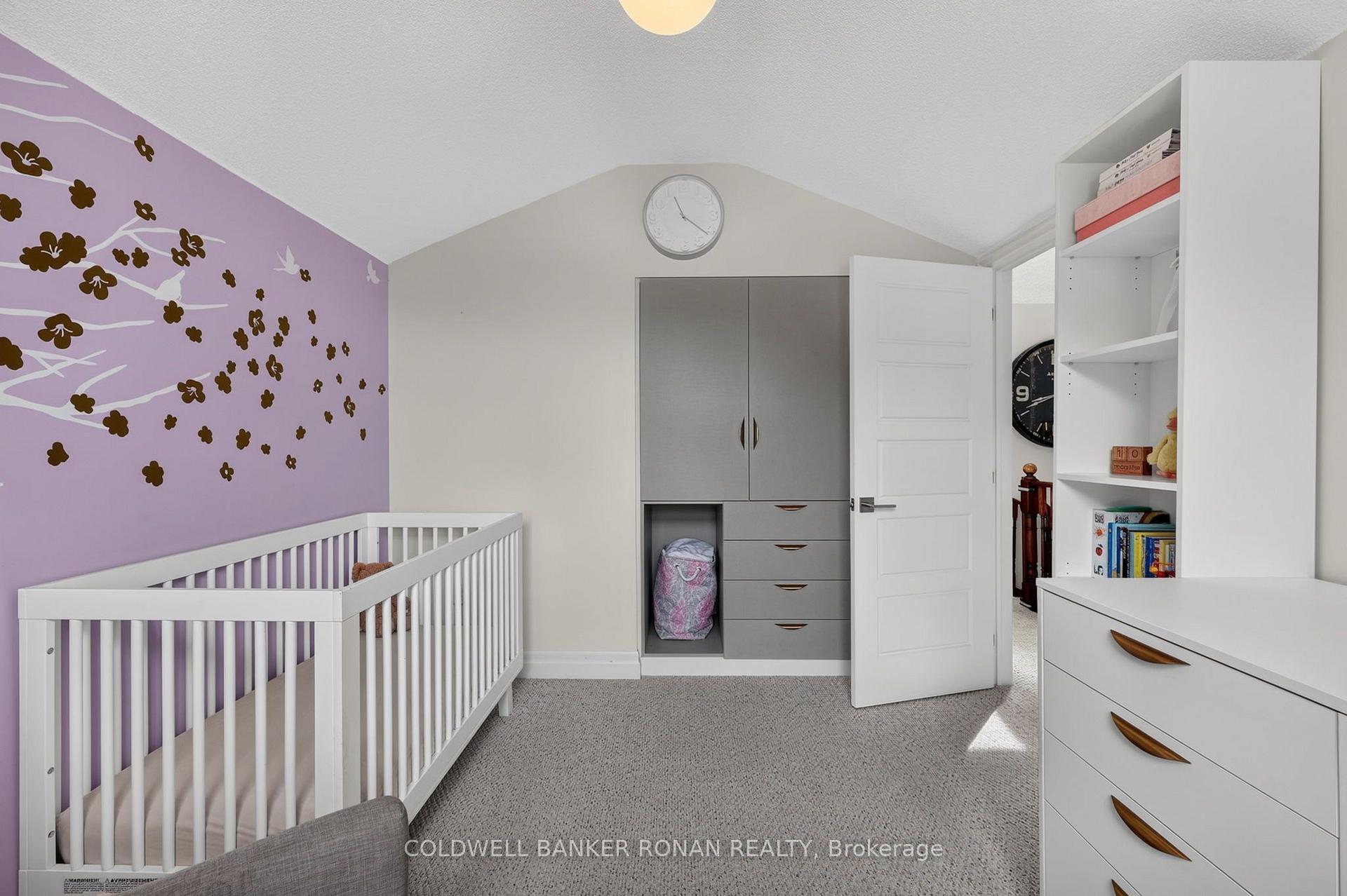 Photo 29 of 35 Farmstead Crescent, Barrie, Holly — HOMEH