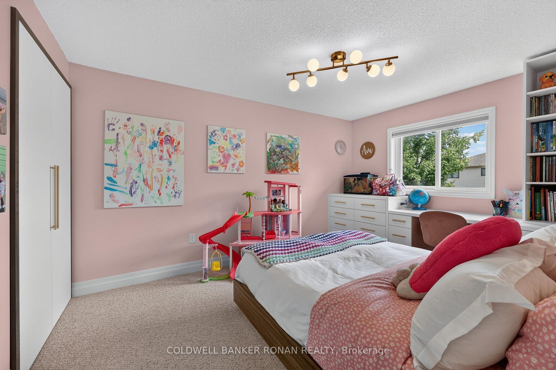 Photo 33 of 35 Farmstead Crescent, Barrie, Holly — HOMEH