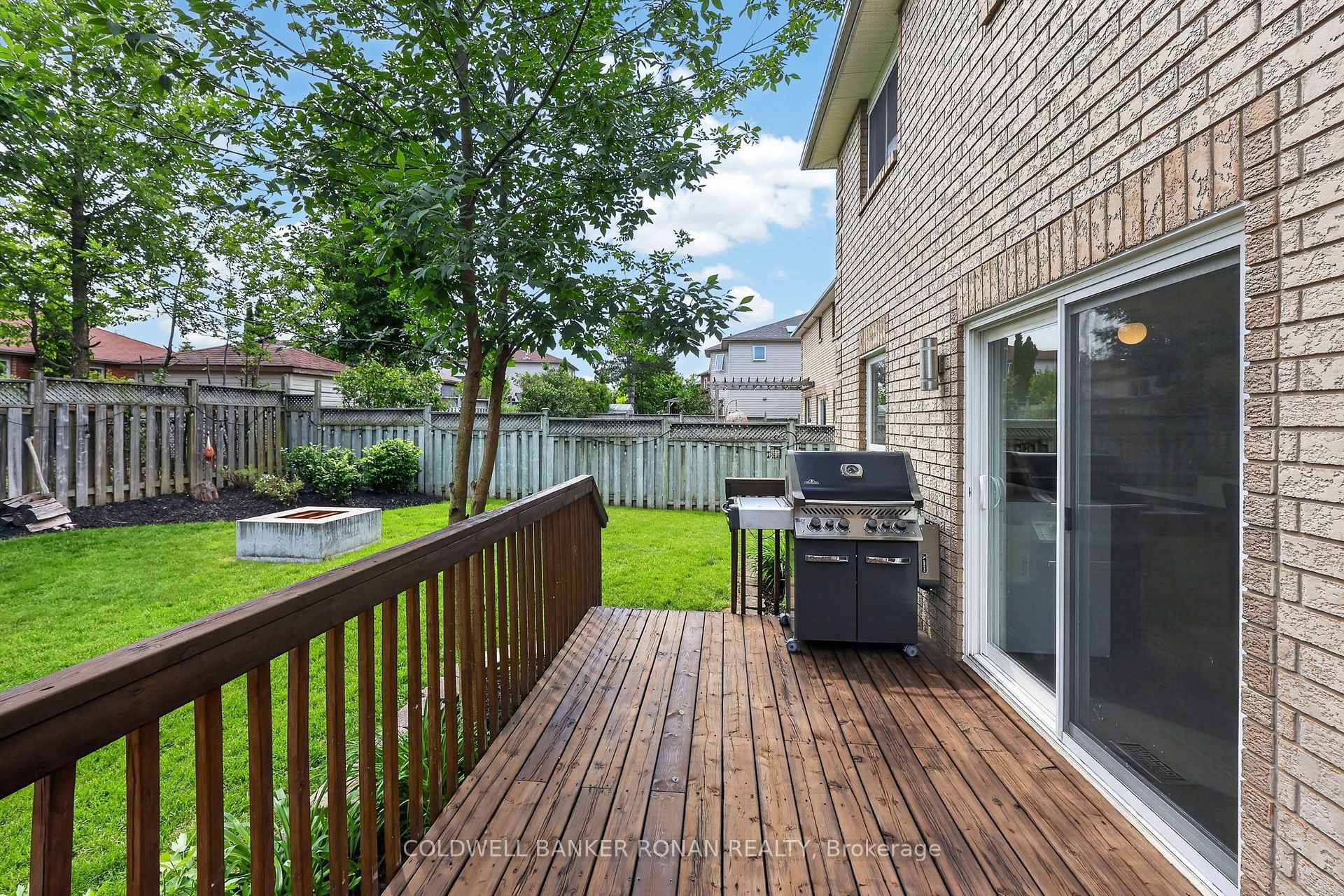 Photo 38 of 35 Farmstead Crescent, Barrie, Holly — HOMEH