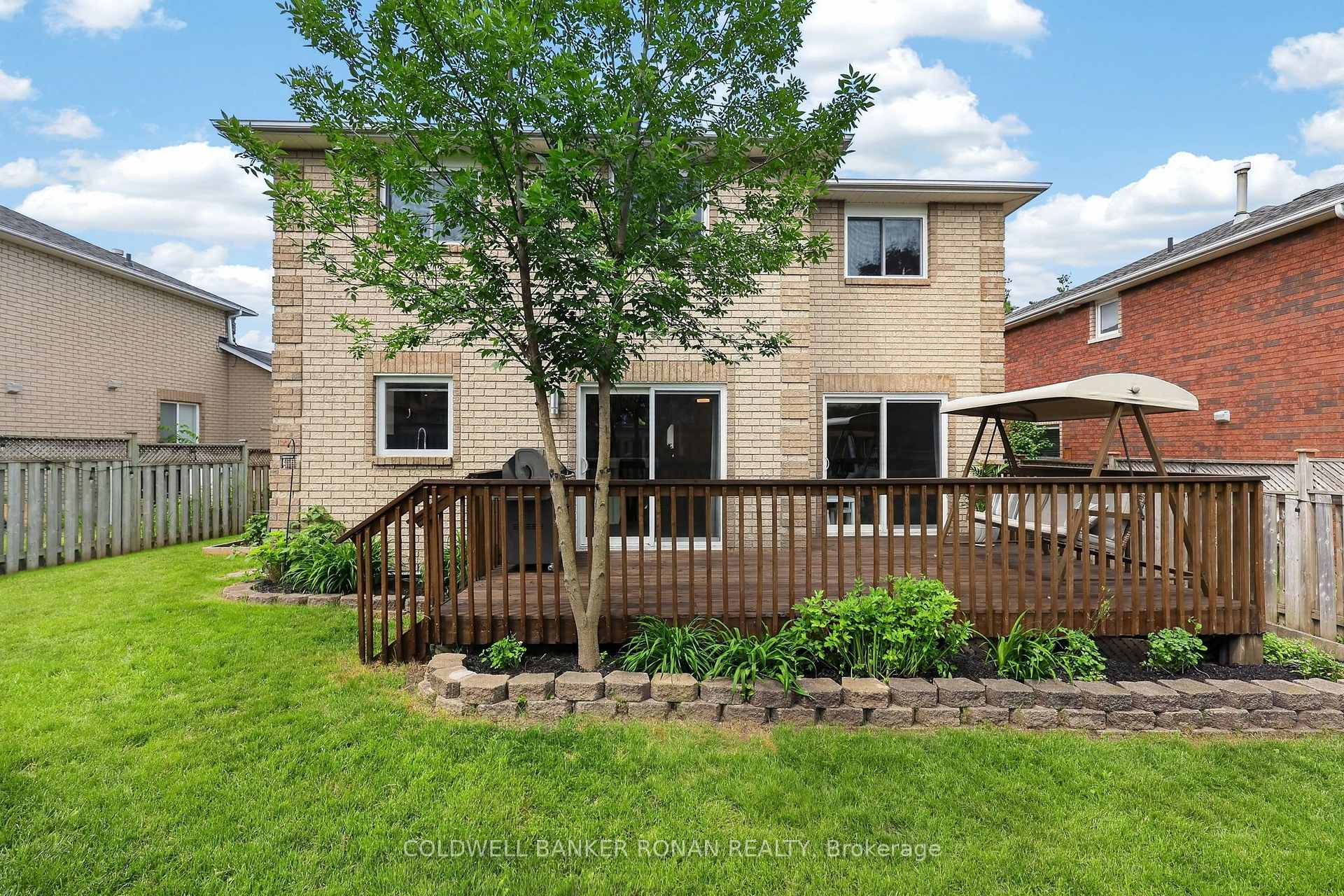 Photo 39 of 35 Farmstead Crescent, Barrie, Holly — HOMEH