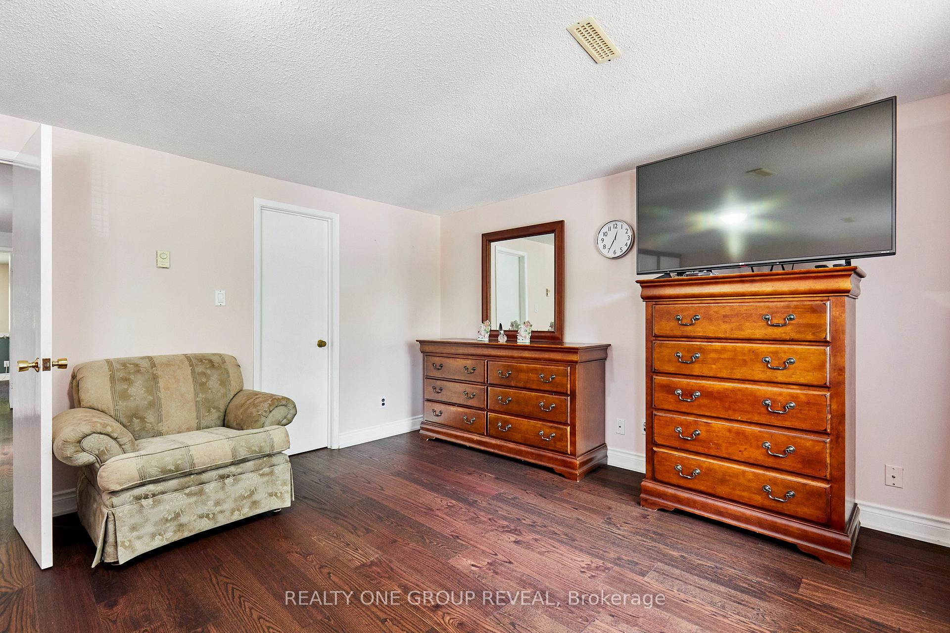 Photo 14 of 1374 Everton Street, Pickering, Liverpool — HOMEH