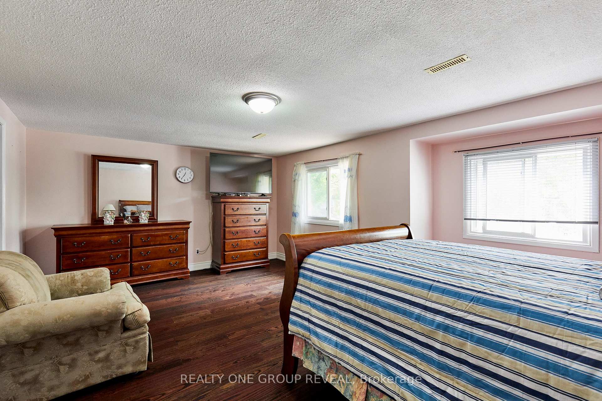 Photo 15 of 1374 Everton Street, Pickering, Liverpool — HOMEH
