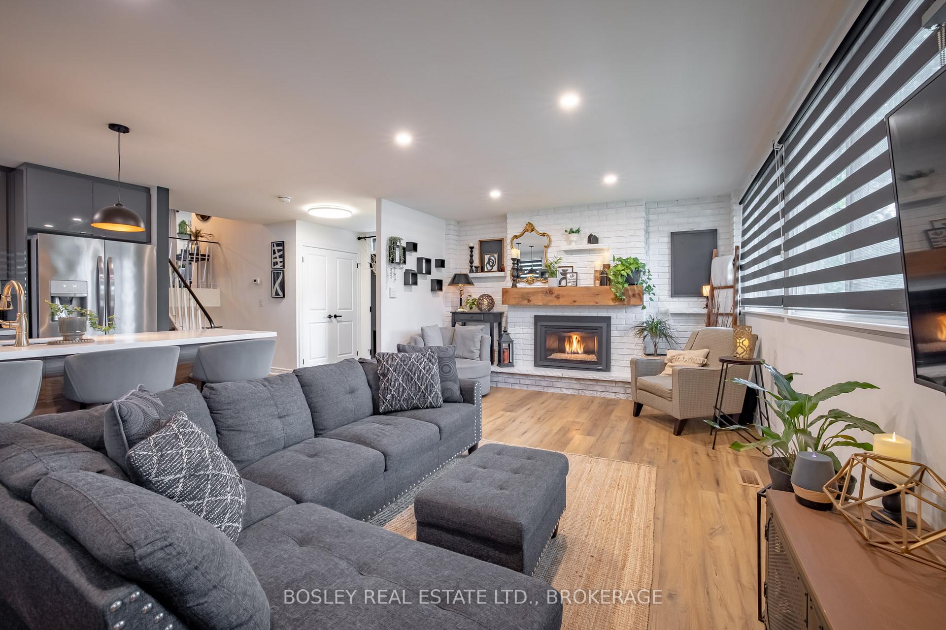 Photo 6 of 4148 Dorchester Road, Niagara Falls, Morrison — HOMEH