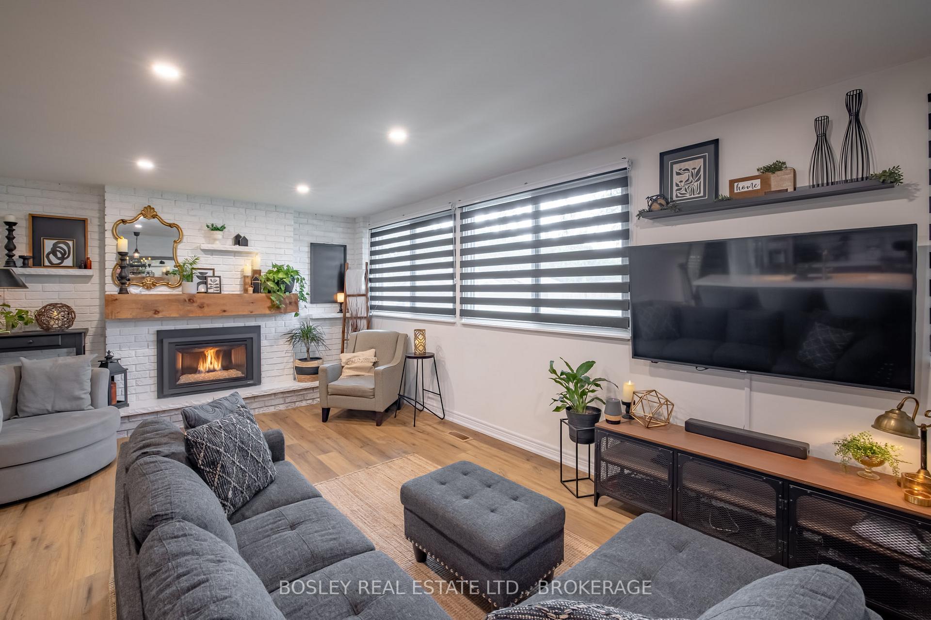 Photo 8 of 4148 Dorchester Road, Niagara Falls, Morrison — HOMEH