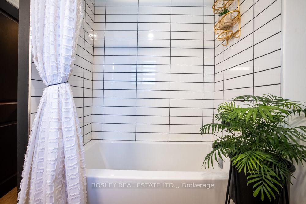 Photo 19 of 4148 Dorchester Road, Niagara Falls, Morrison — HOMEH
