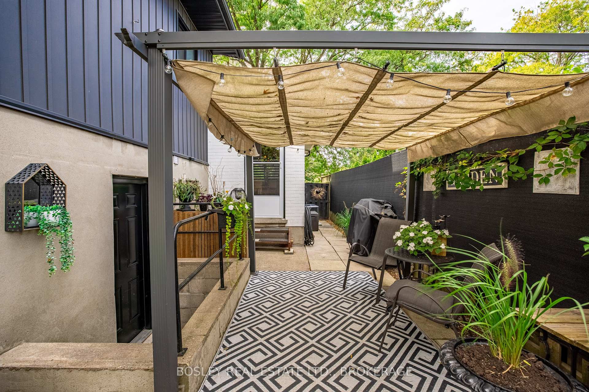 Photo 33 of 4148 Dorchester Road, Niagara Falls, Morrison — HOMEH