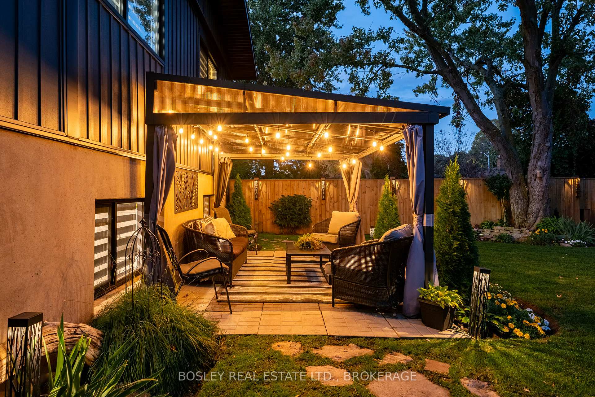 Photo 40 of 4148 Dorchester Road, Niagara Falls, Morrison — HOMEH
