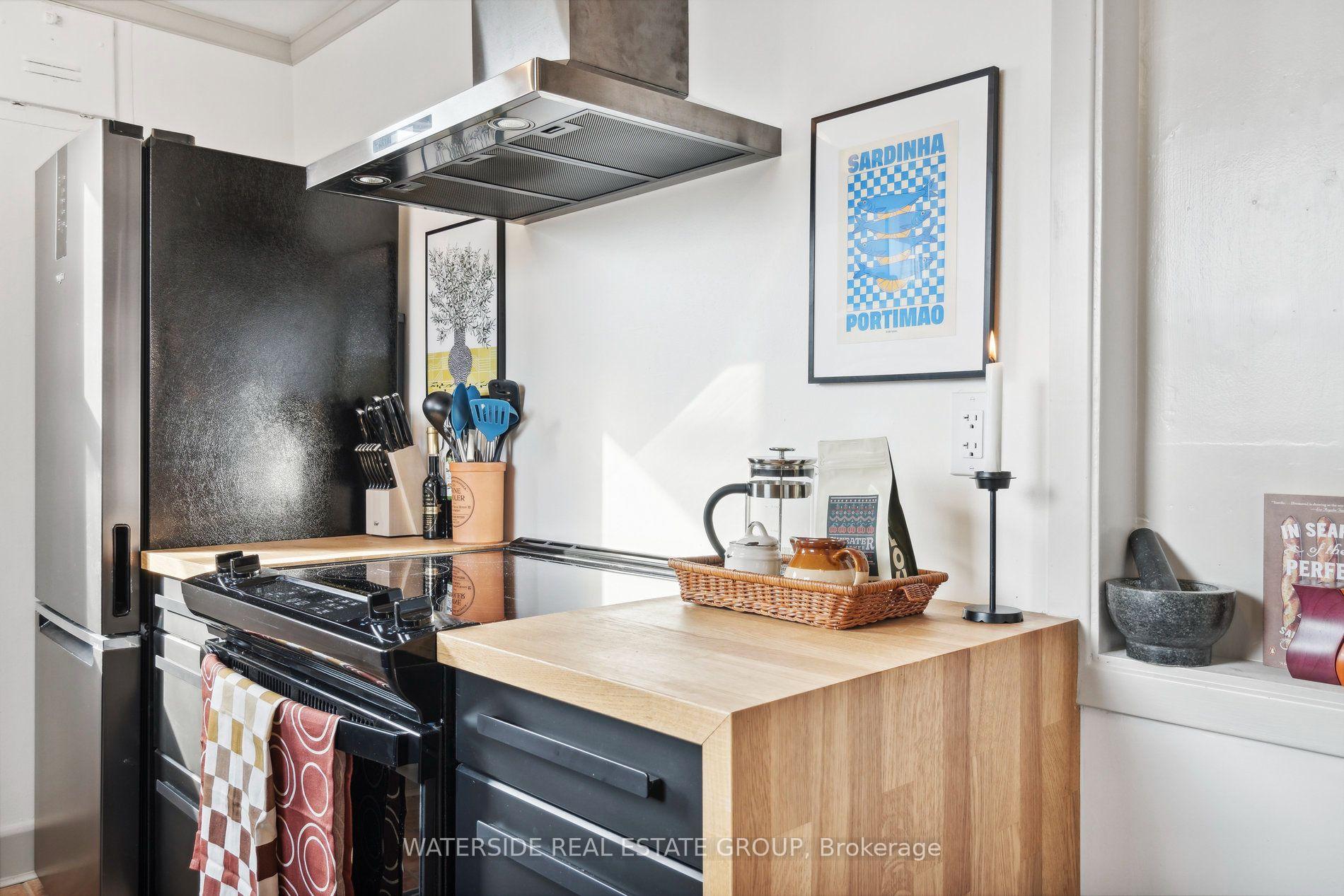 Photo 9 of 16 McMurray Street, Hamilton, Dundas — HOMEH