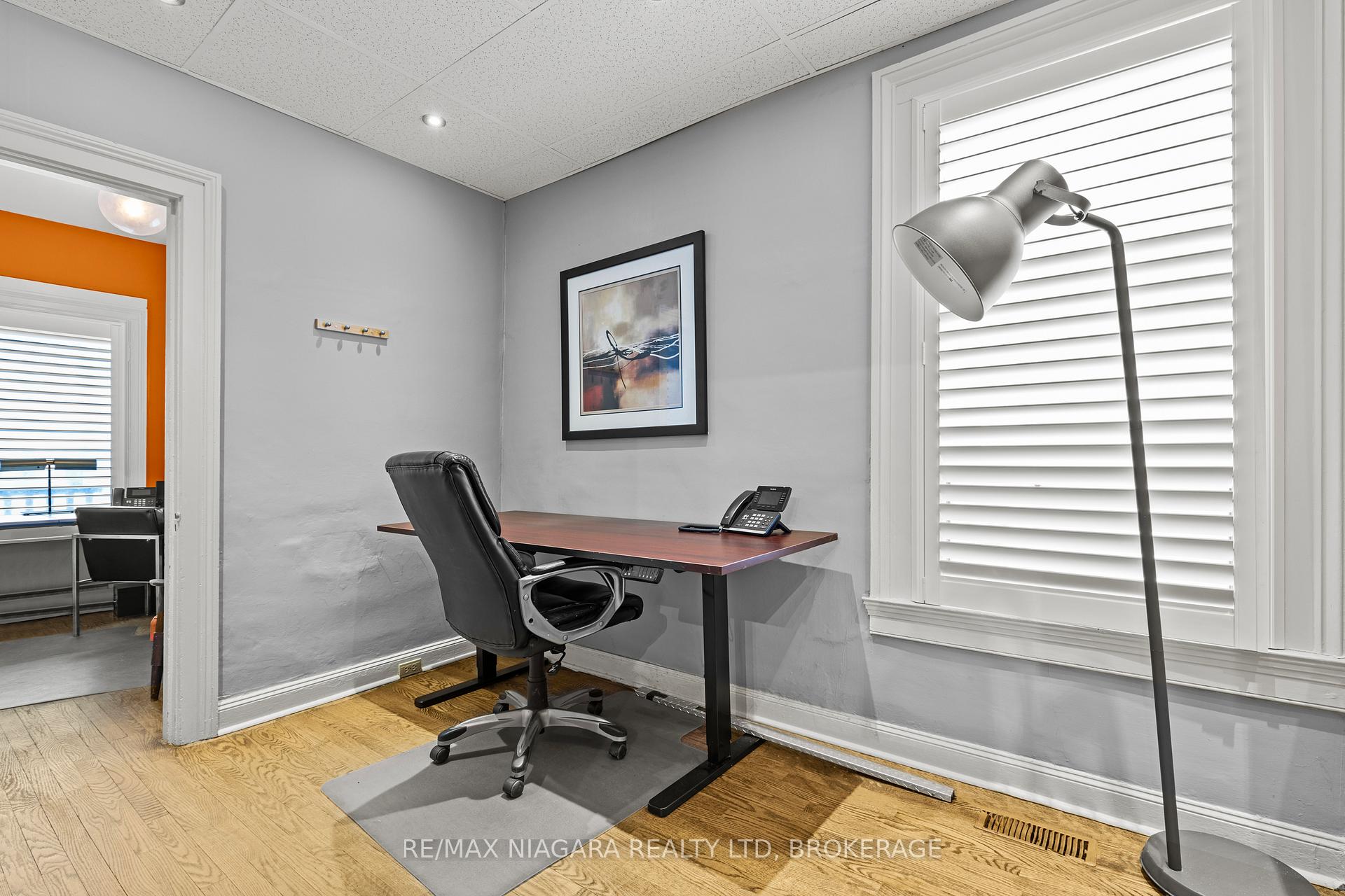 Photo 9 of 196 King Street, St. Catharines, Downtown — HOMEH