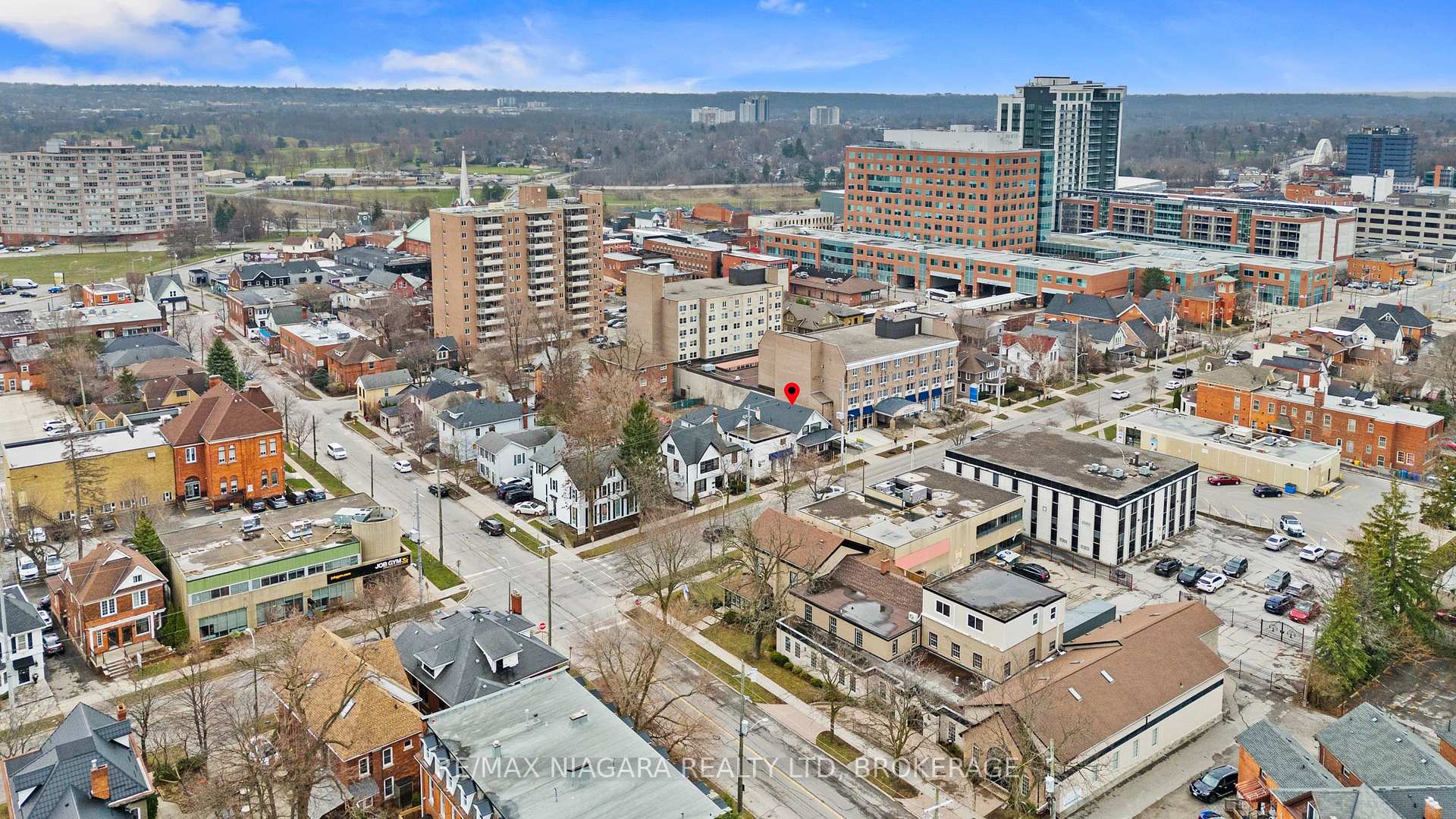 Photo 23 of 196 King Street, St. Catharines, Downtown — HOMEH