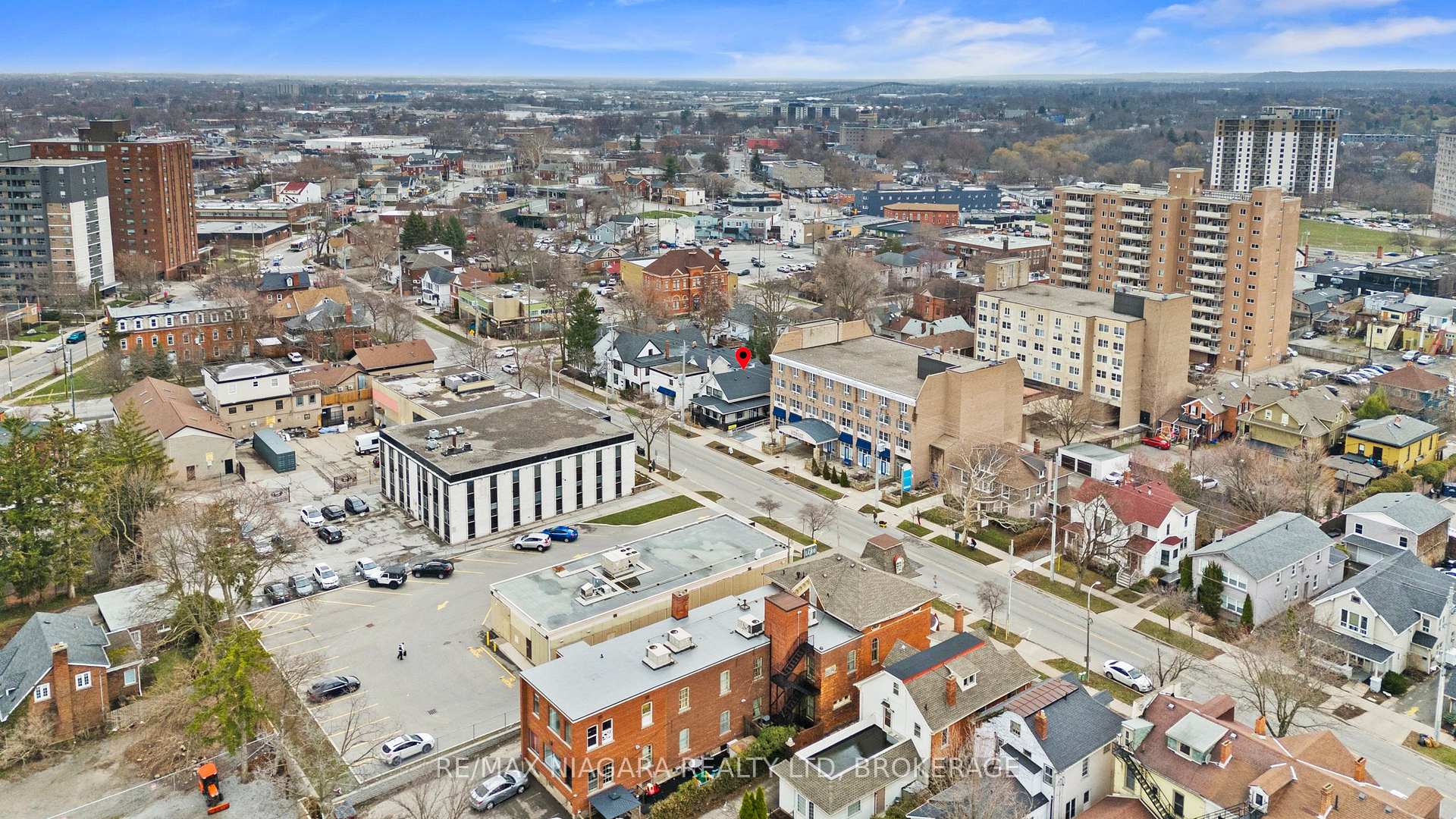 Photo 24 of 196 King Street, St. Catharines, Downtown — HOMEH
