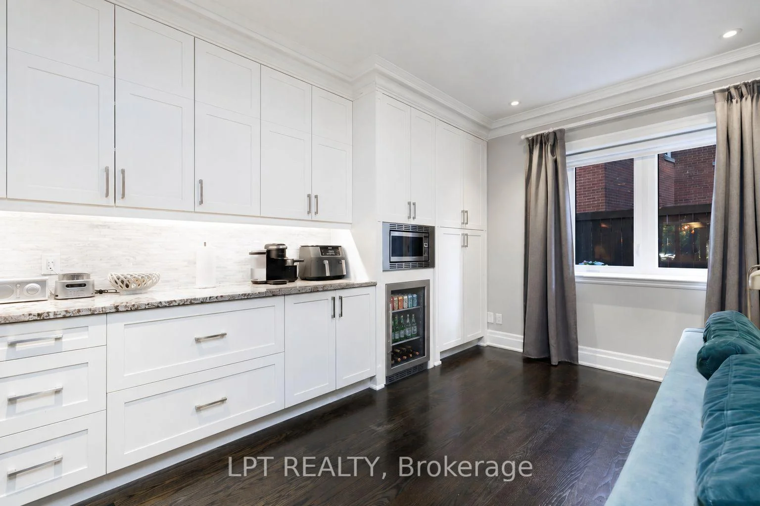 Photo 13 of 73B Rumsey Road, Toronto, Leaside — HOMEH