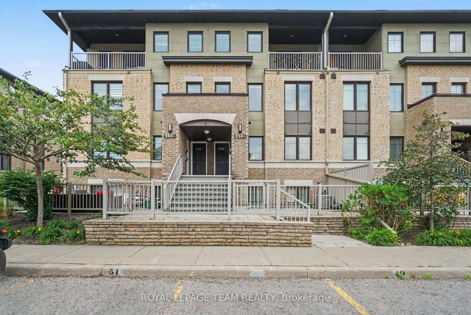 Photo 1 of Unit B, 256 Titanium Private, Ottawa, Convent Glen North — HOMEH