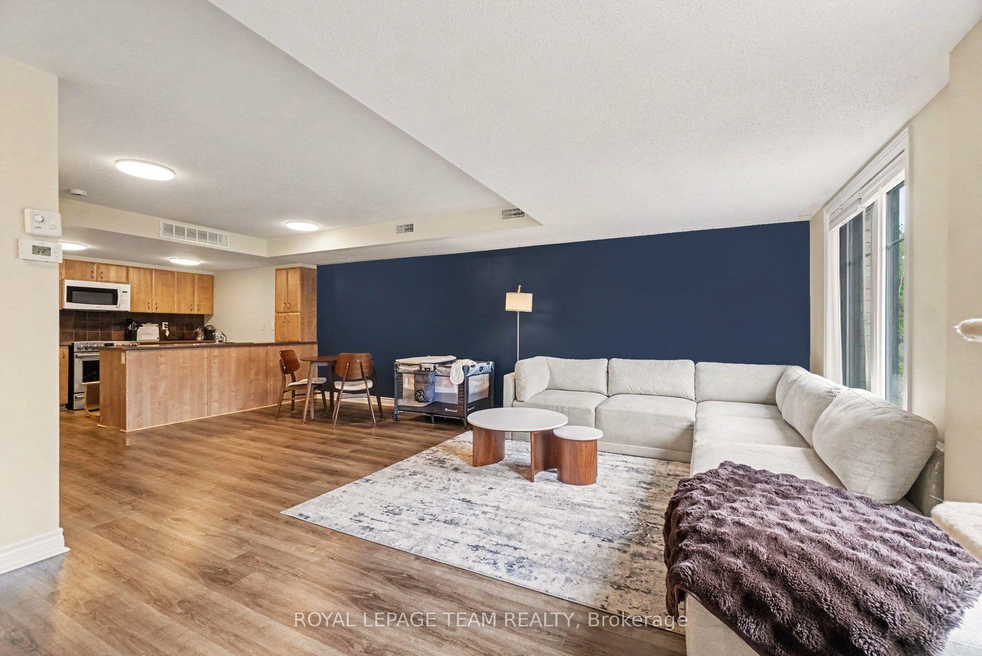Photo 3 of Unit B, 256 Titanium Private, Ottawa, Convent Glen North — HOMEH