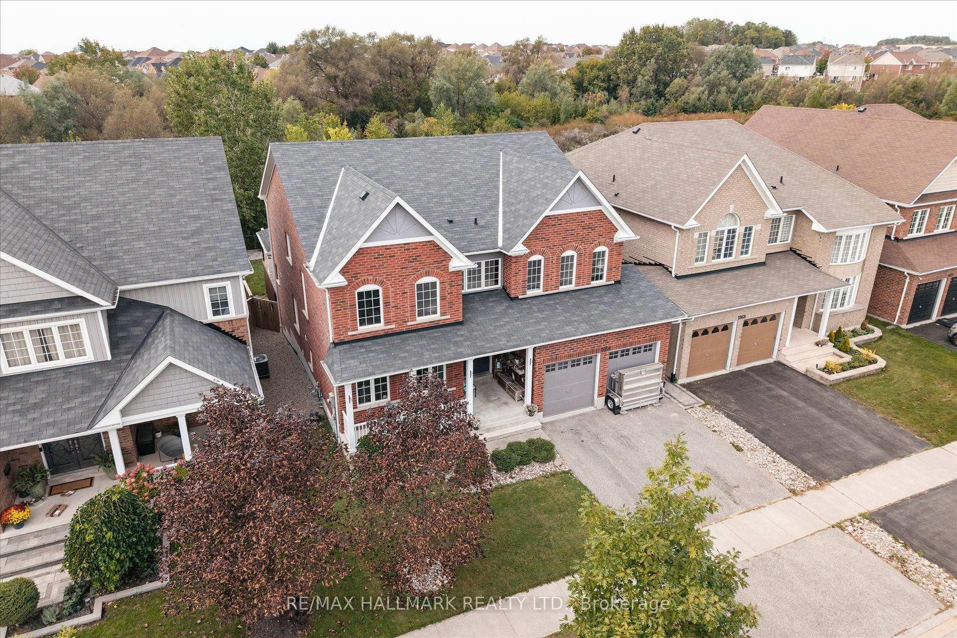 Photo 2 of 1864 Arborwood Drive, Oshawa, Taunton — HOMEH