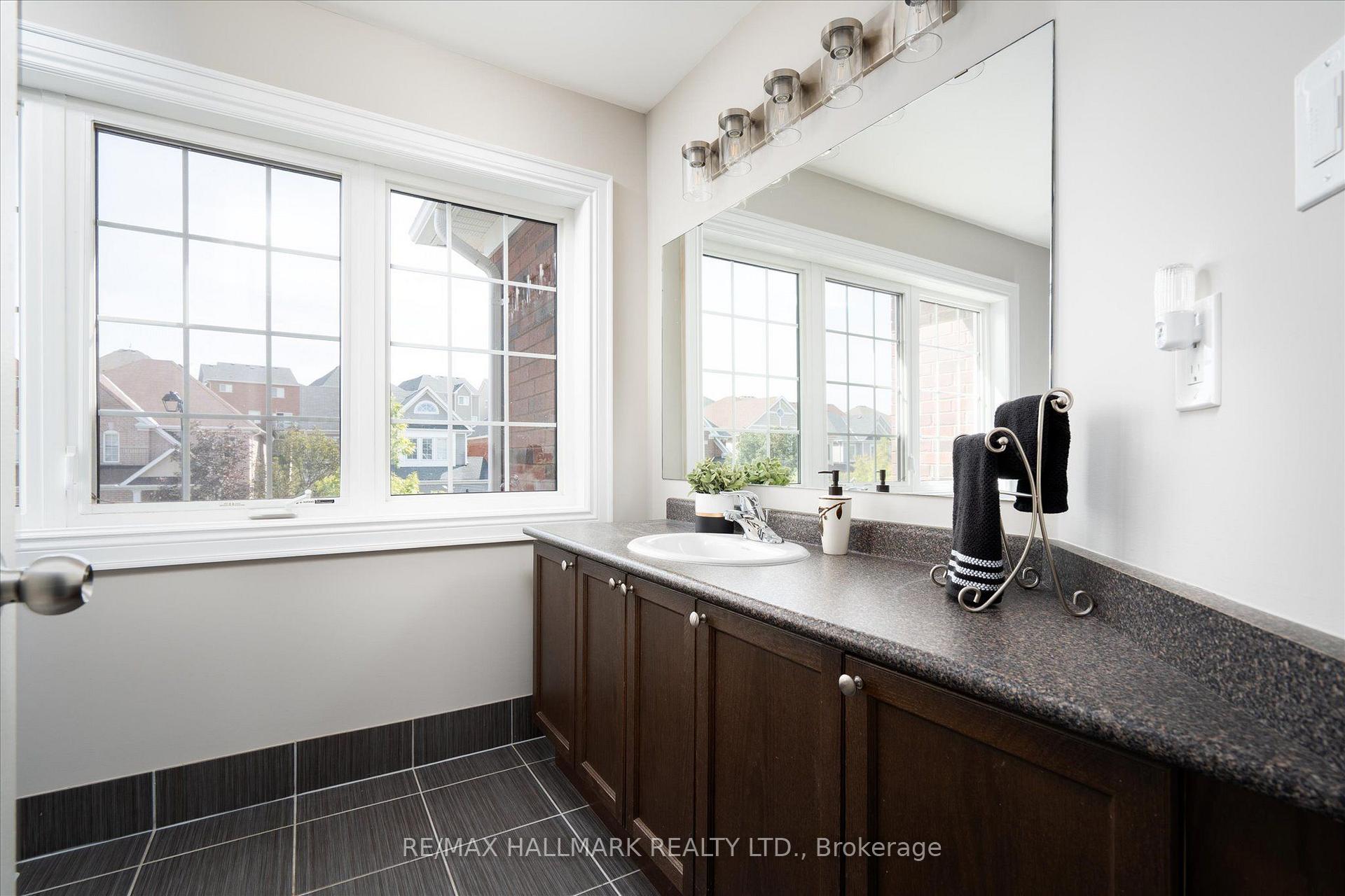Photo 36 of 1864 Arborwood Drive, Oshawa, Taunton — HOMEH