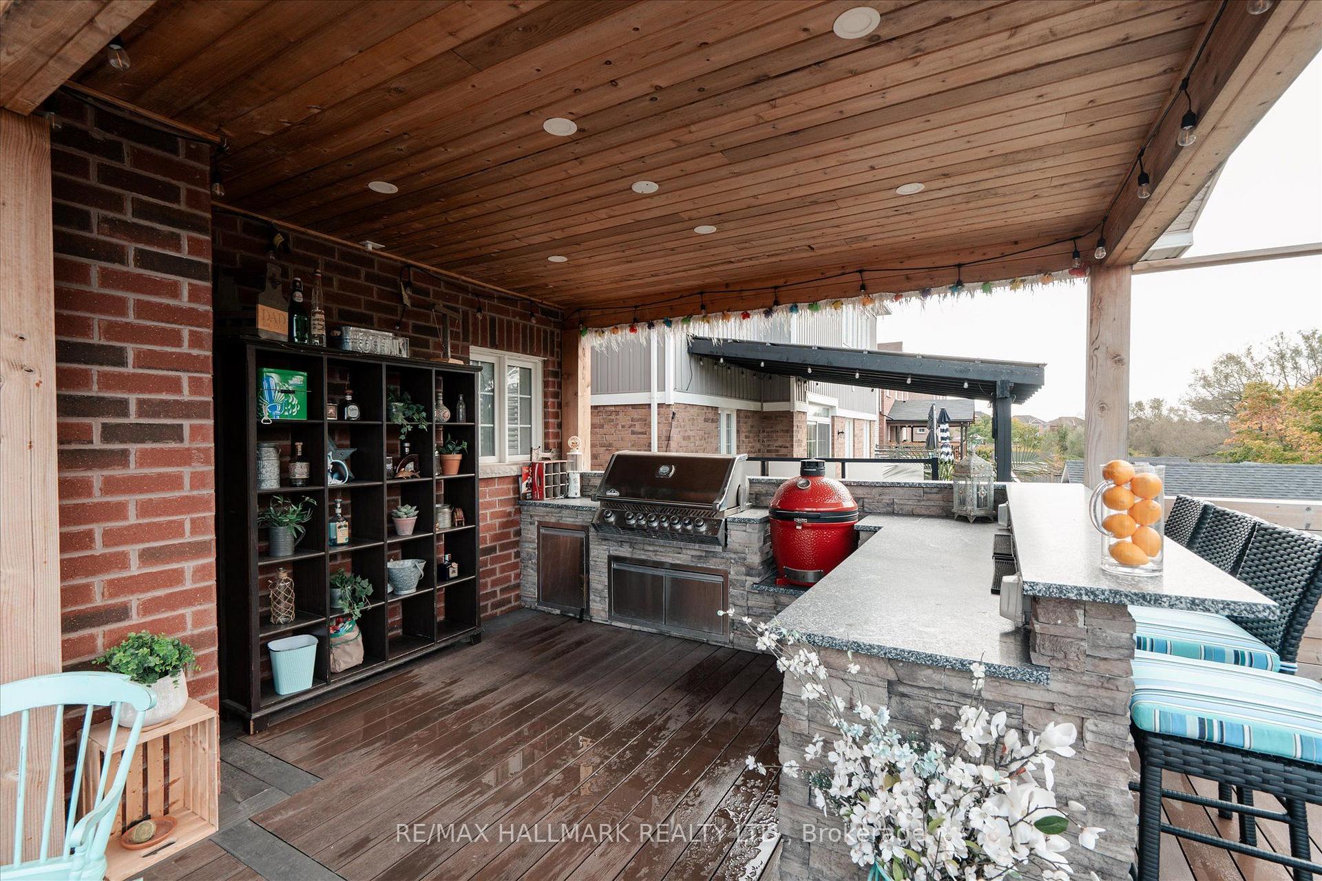 Photo 3 of 1864 Arborwood Drive, Oshawa, Taunton — HOMEH