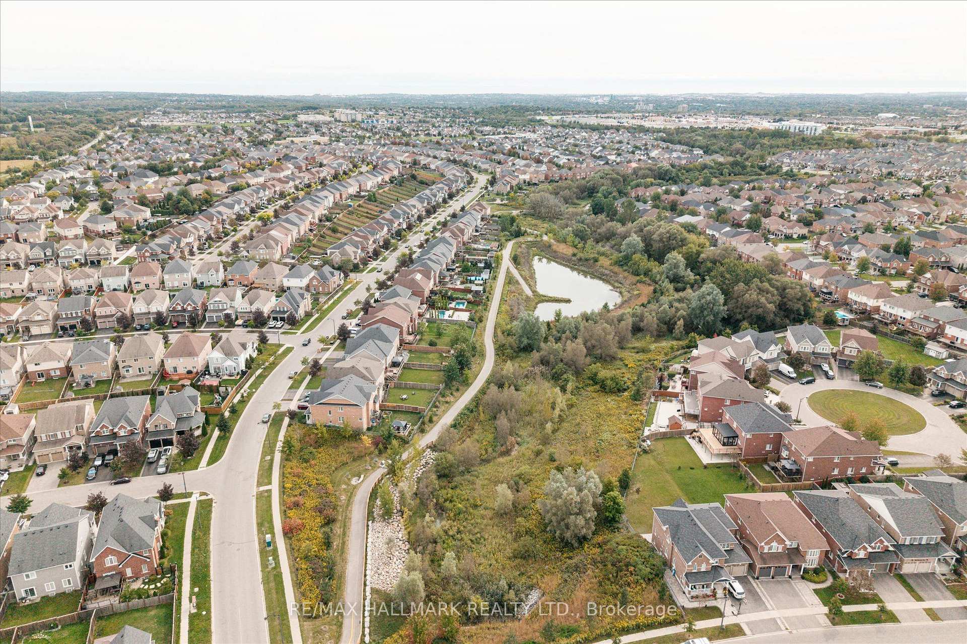 Photo 45 of 1864 Arborwood Drive, Oshawa, Taunton — HOMEH