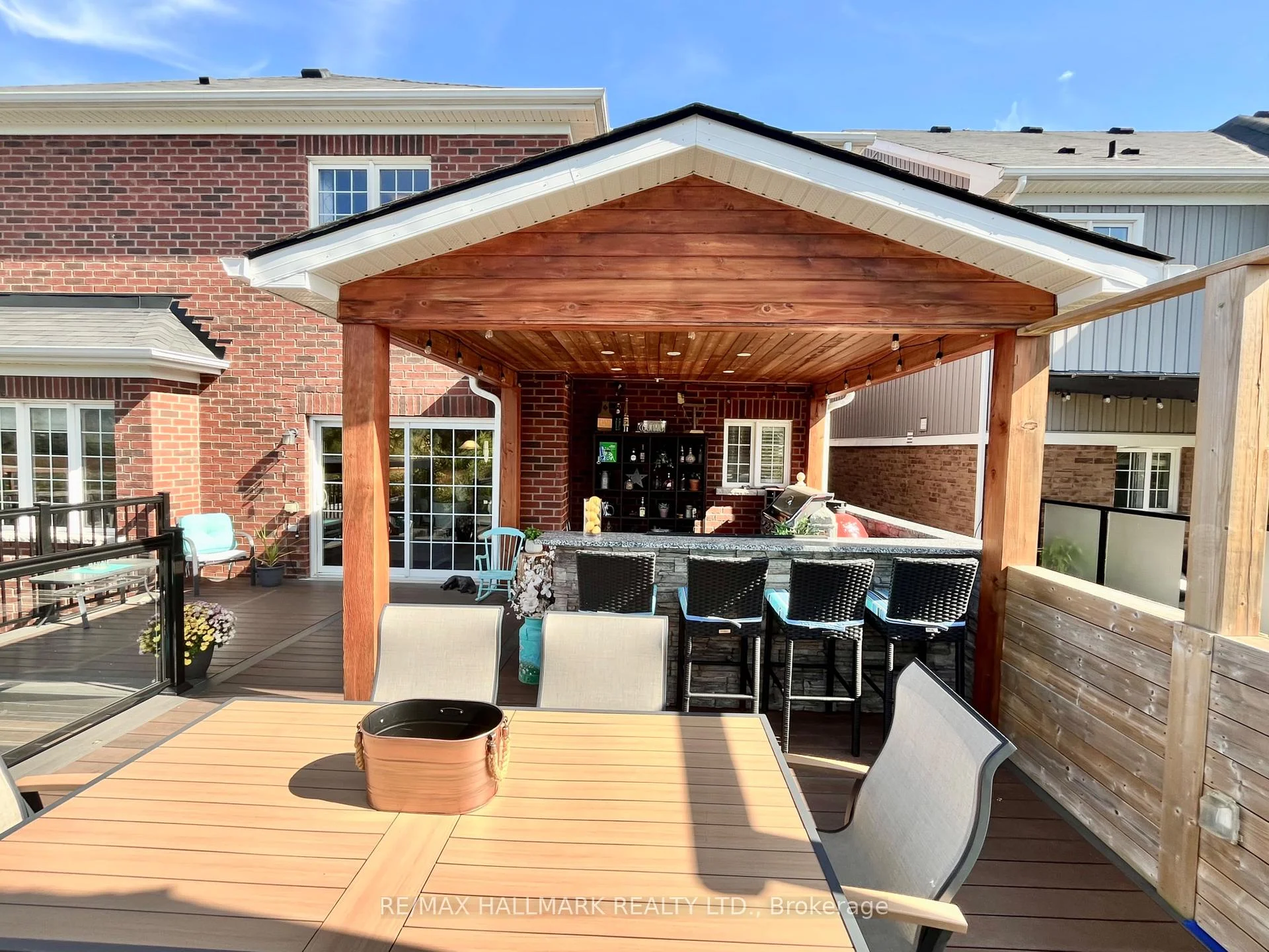 Photo 4 of 1864 Arborwood Drive, Oshawa, Taunton — HOMEH