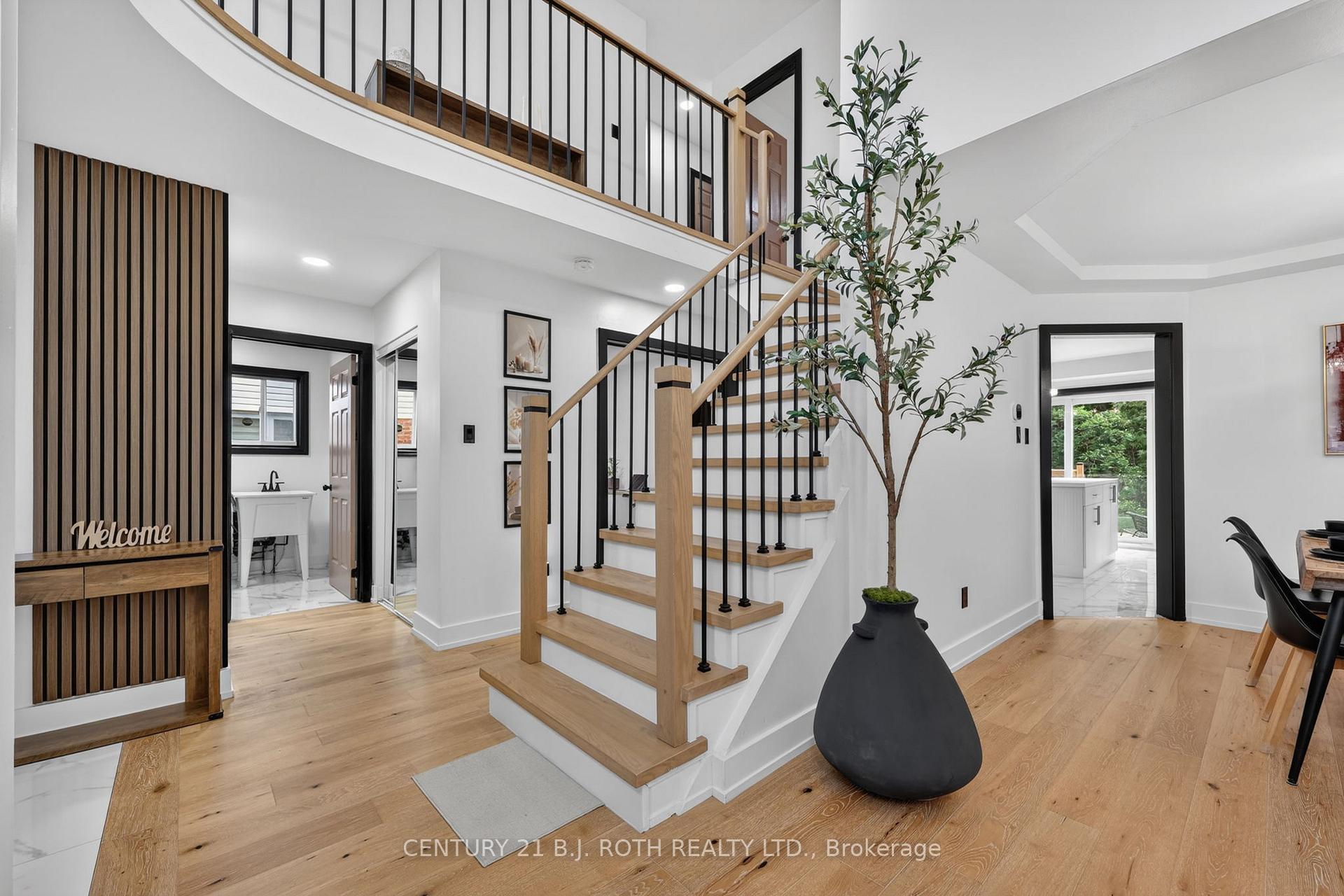 Photo 5 of 1077 Corrie Street, Innisfil, Alcona — HOMEH