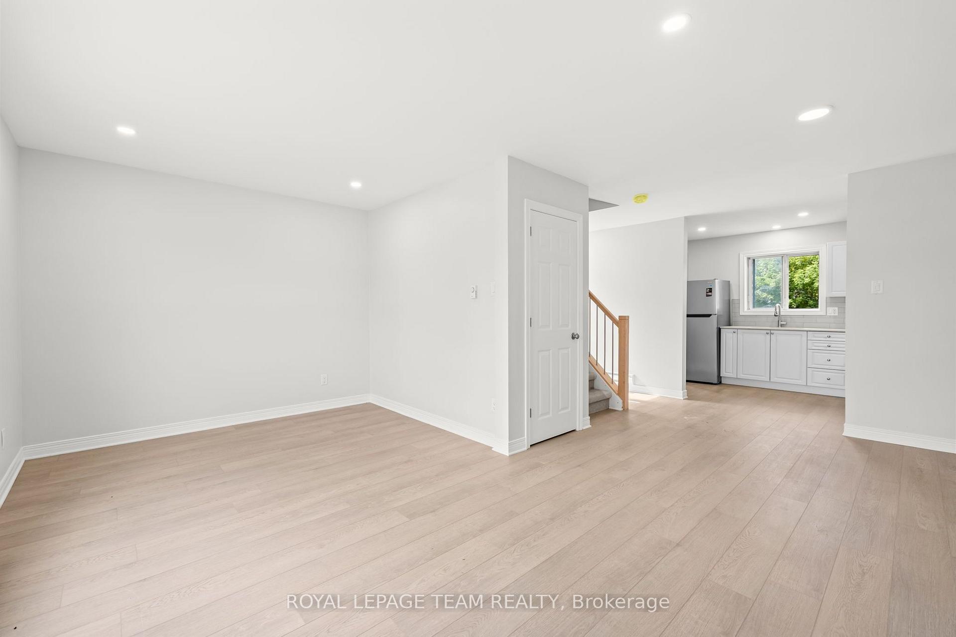 Photo 4 of 205 Edwards Drive, Carleton Place, Carleton Place — HOMEH