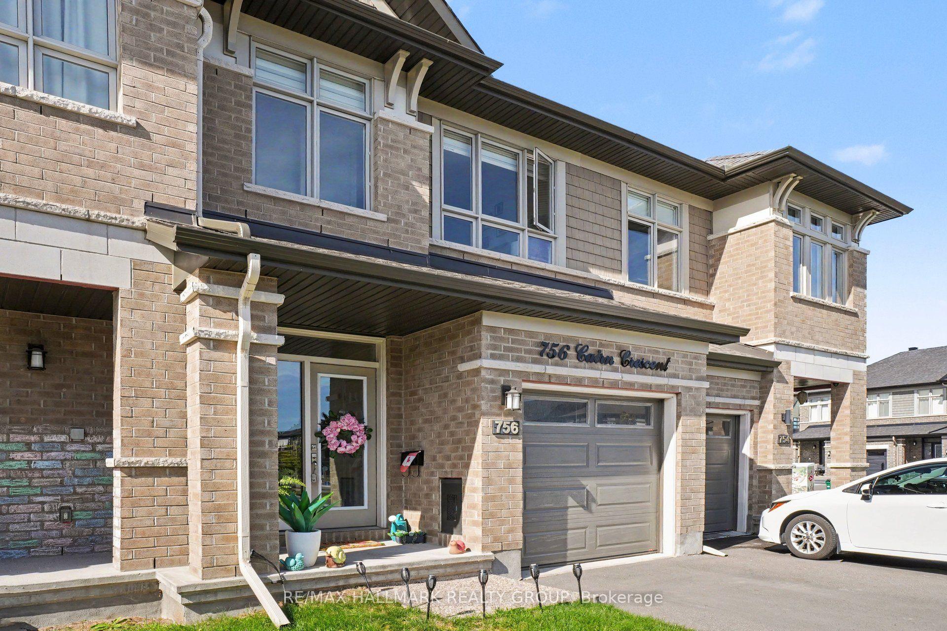 Photo 4 of 756 Cairn Crescent, Ottawa, Mer Bleue/Bradley Estates/Anderson Park — HOMEH